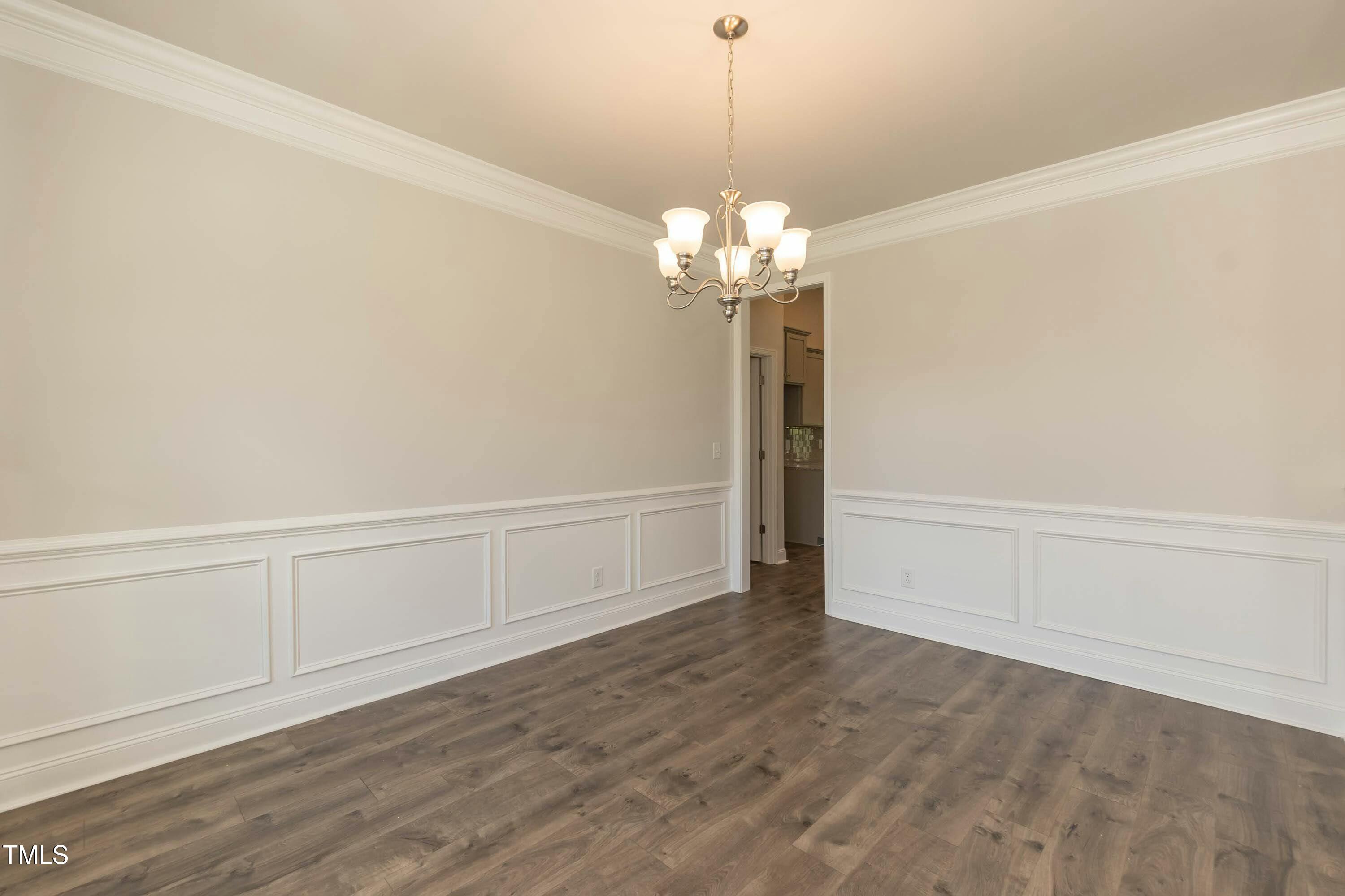 587 Glenkirk Place Property Photo 11
