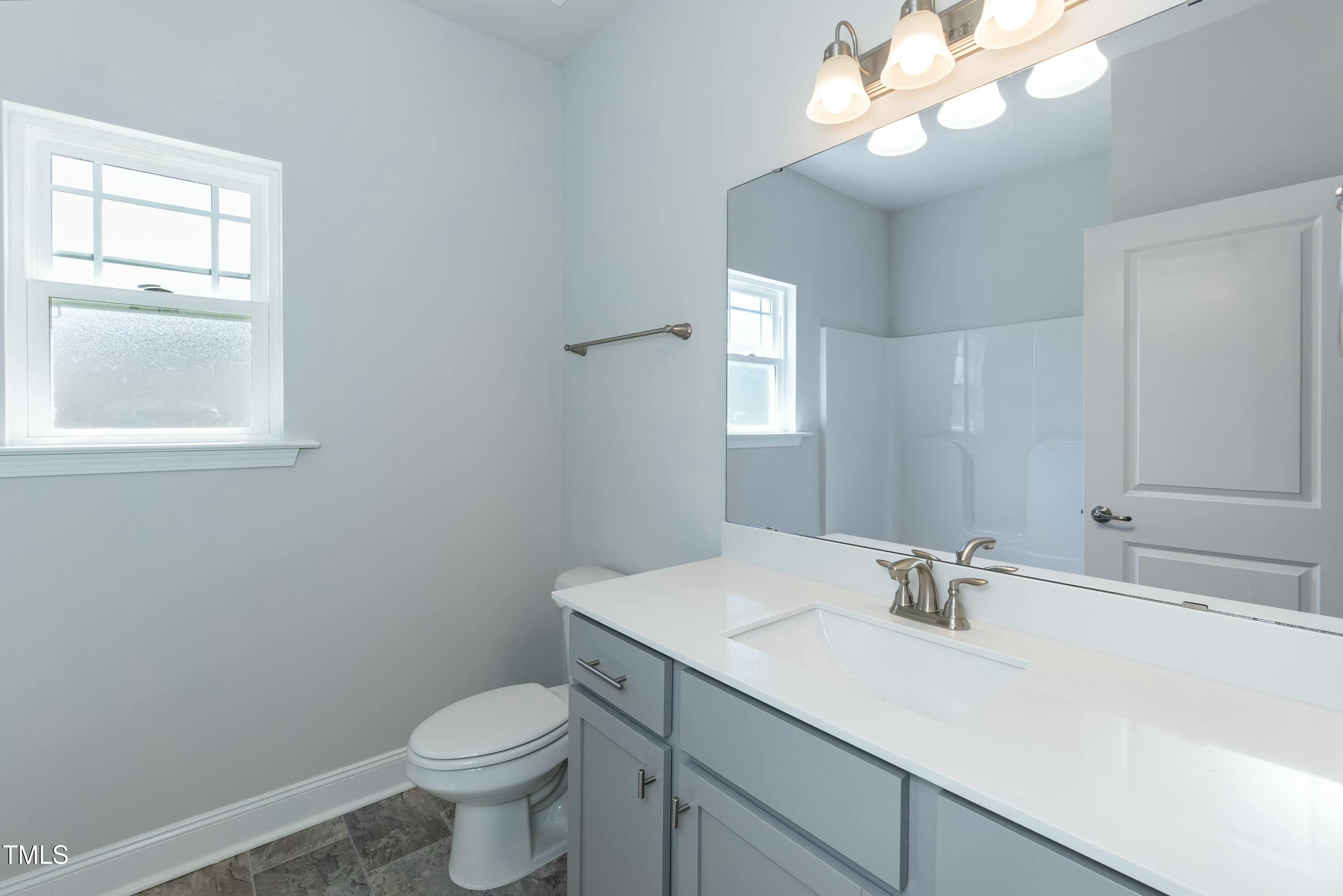 587 Glenkirk Place Property Photo 23