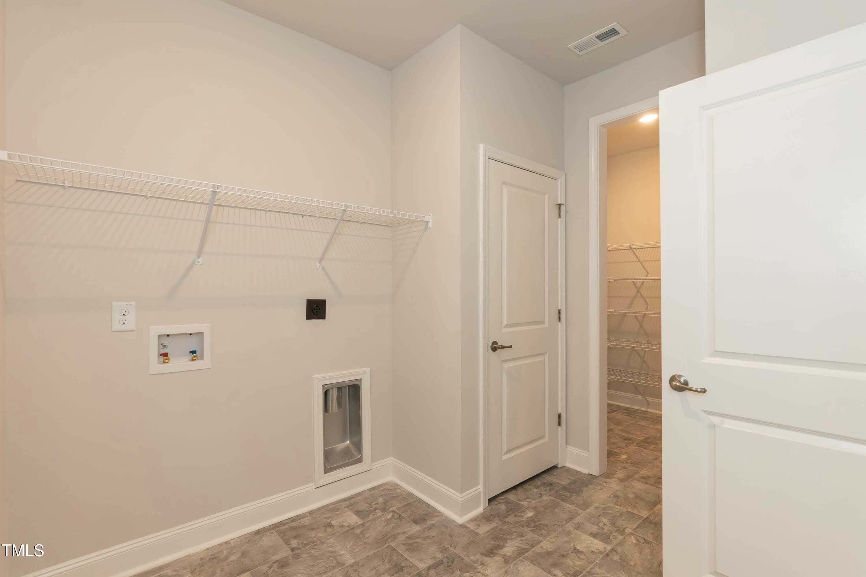 587 Glenkirk Place Property Photo 24