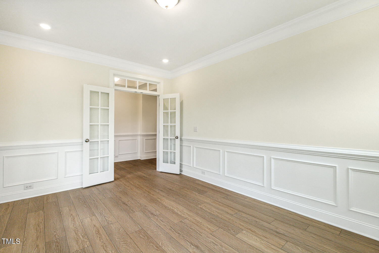 243 Kissington Way Property Photo 7