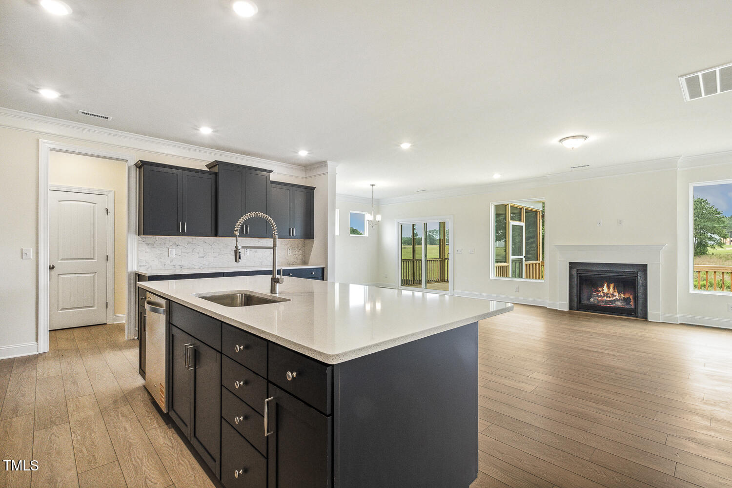 243 Kissington Way Property Photo 8
