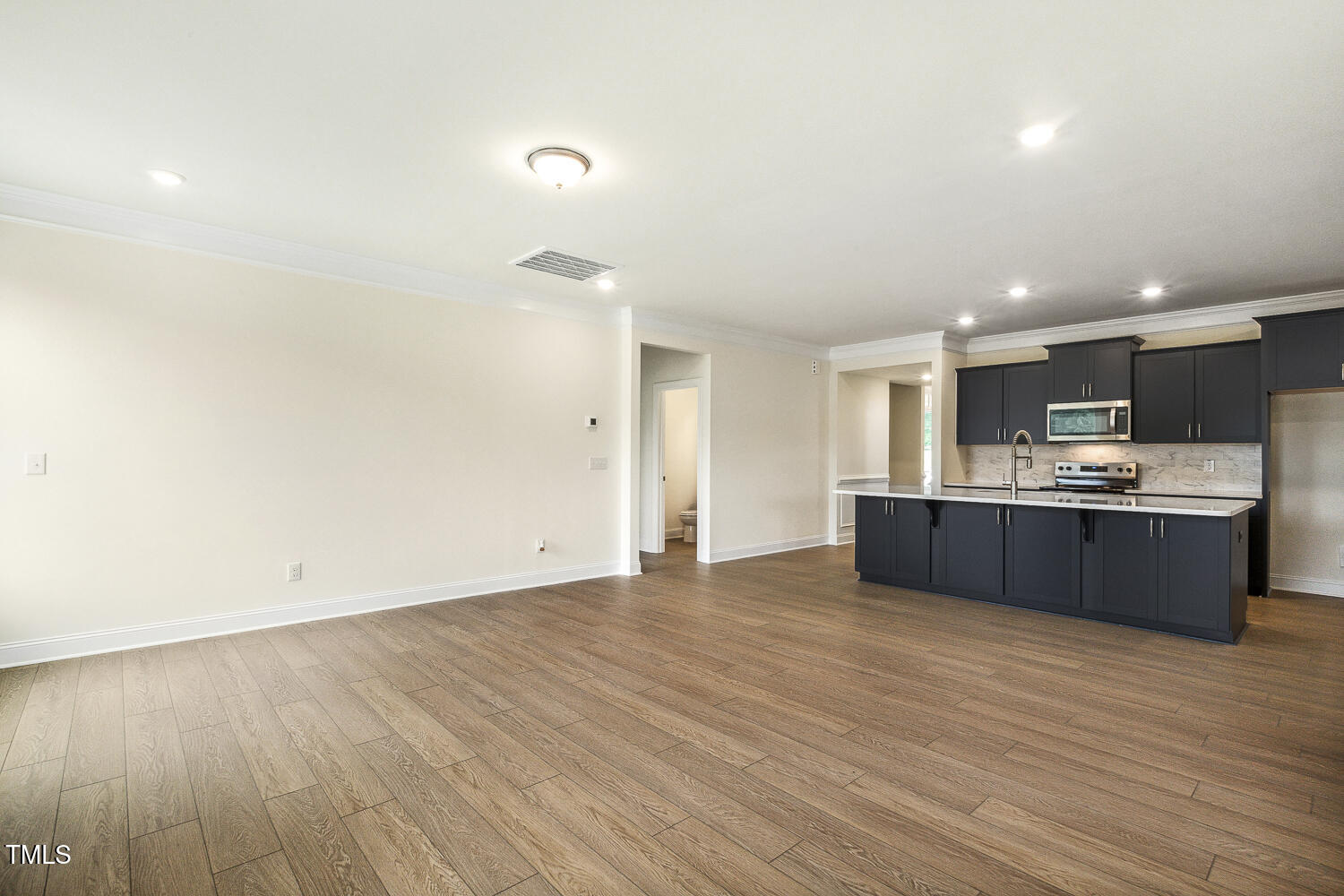 243 Kissington Way Property Photo 12