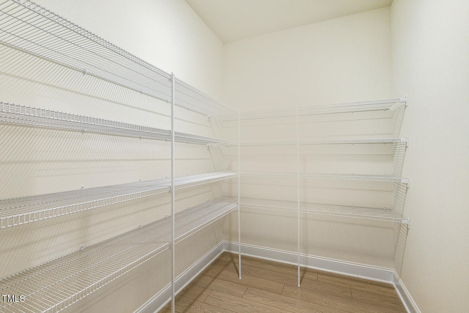 243 Kissington Way Property Photo 12