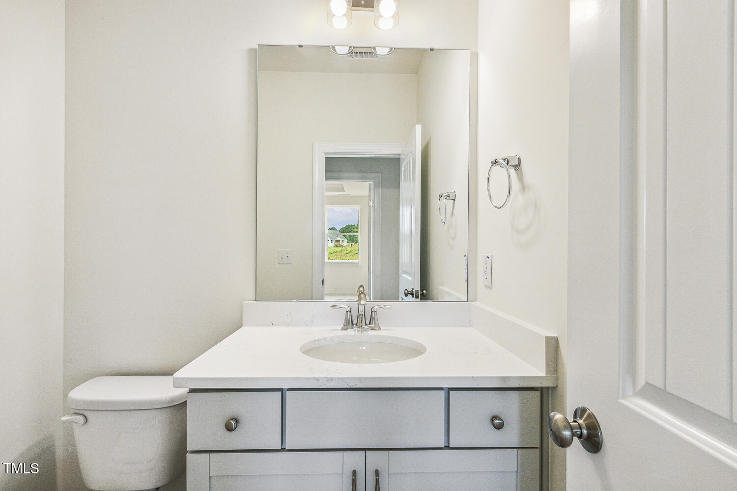 243 Kissington Way Property Photo 25