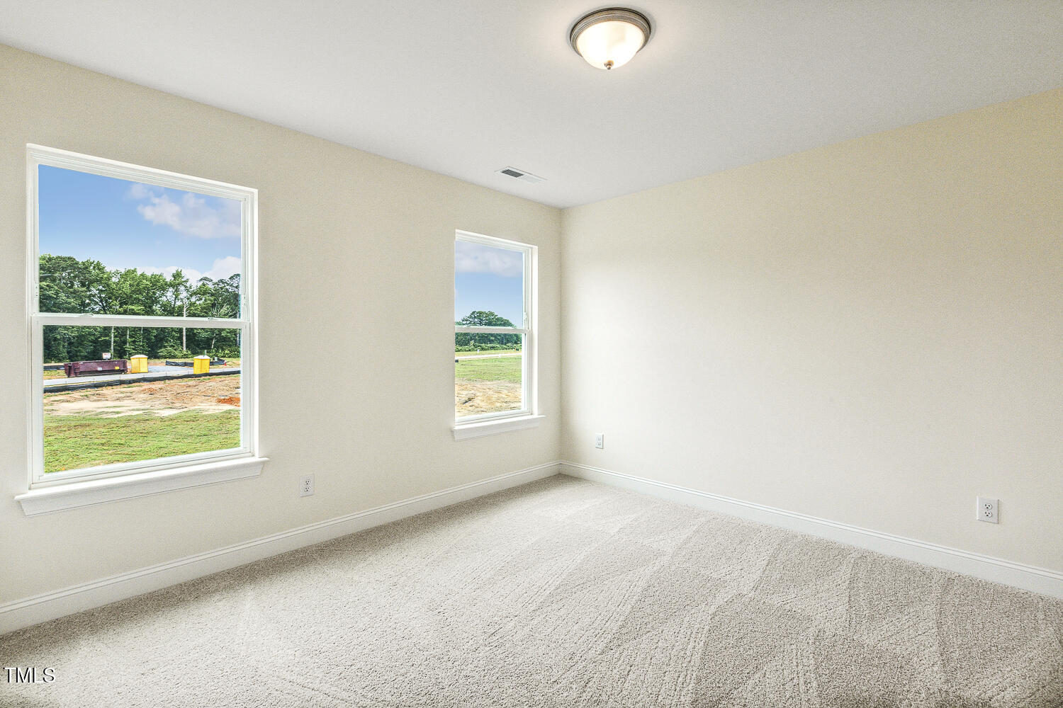 243 Kissington Way Property Photo 34