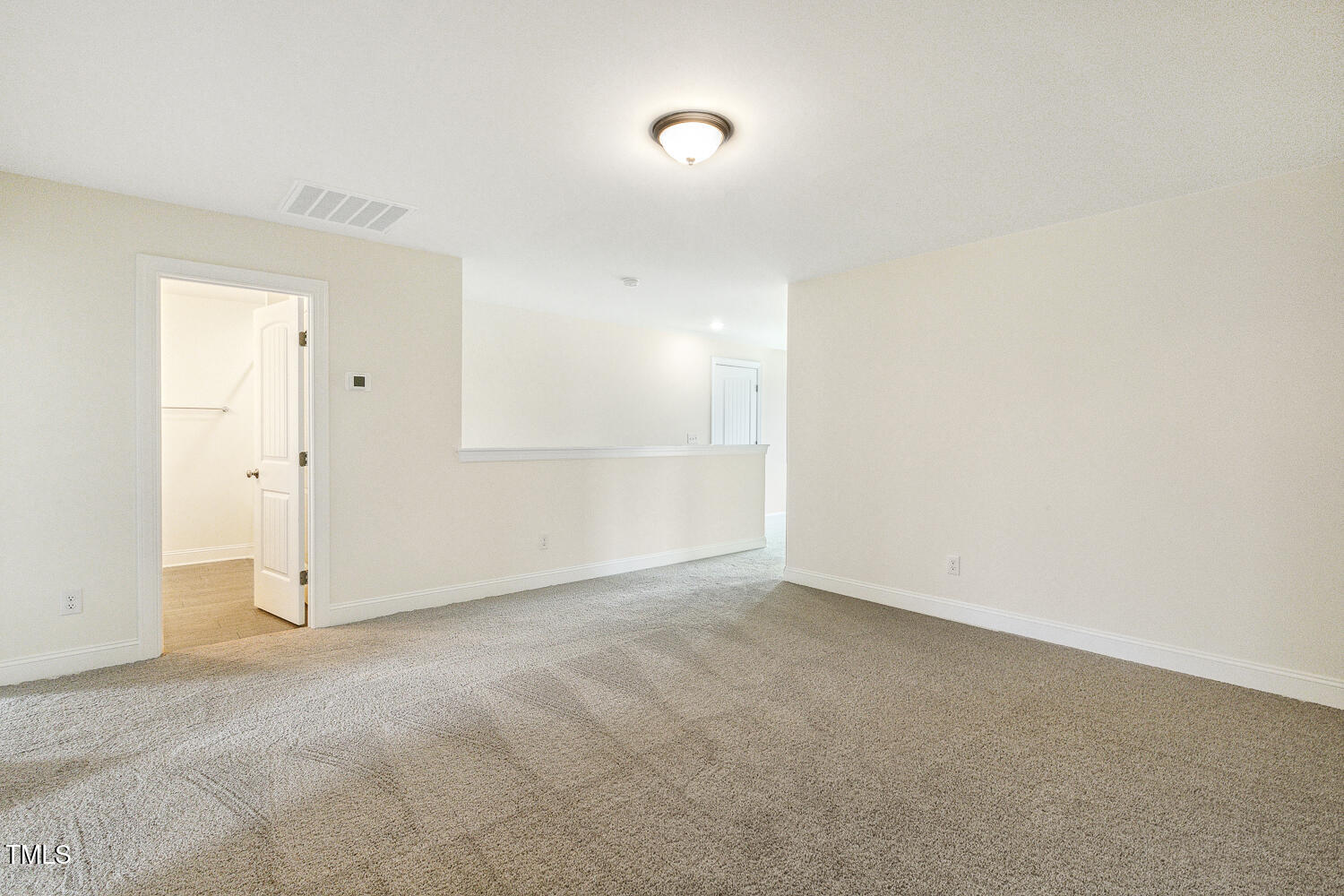 243 Kissington Way Property Photo 37
