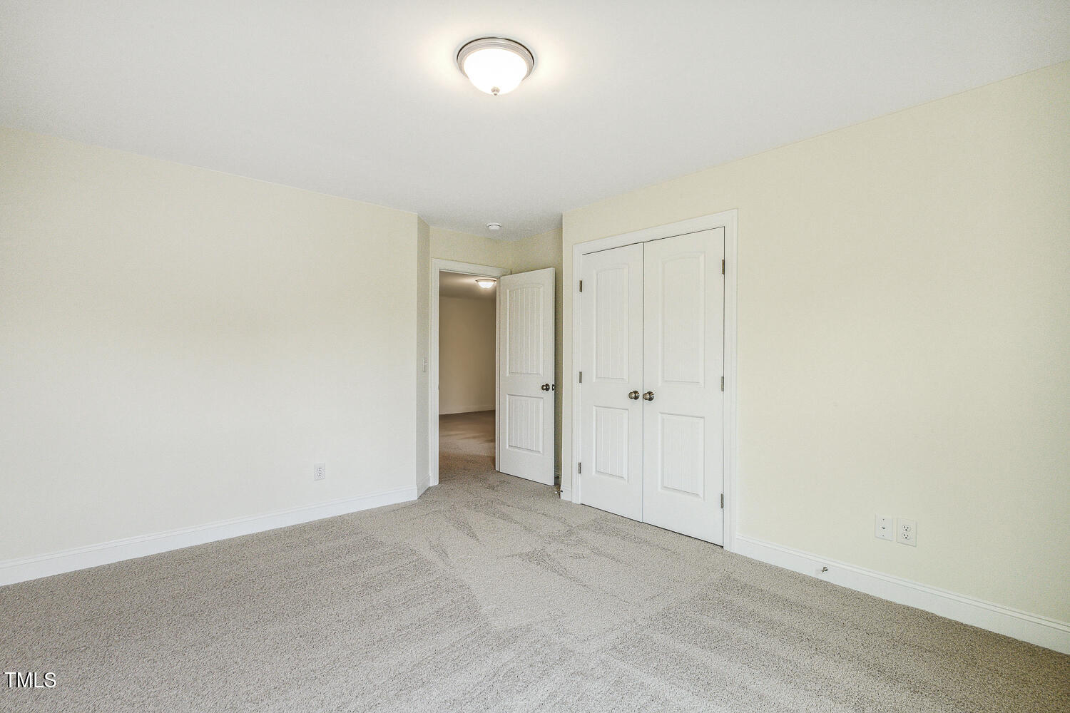 243 Kissington Way Property Photo 43