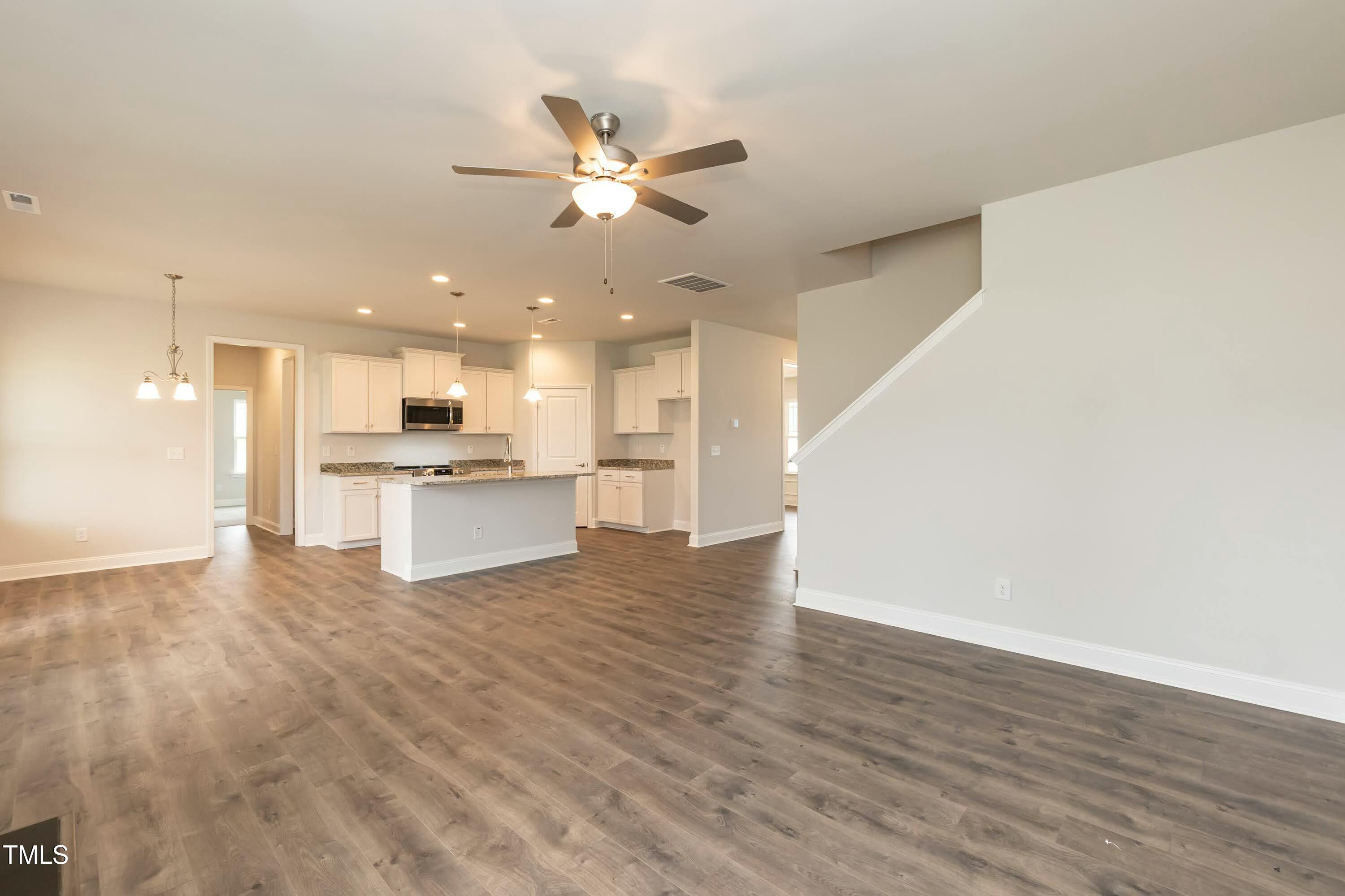 590 Glenkirk Place Property Photo 17