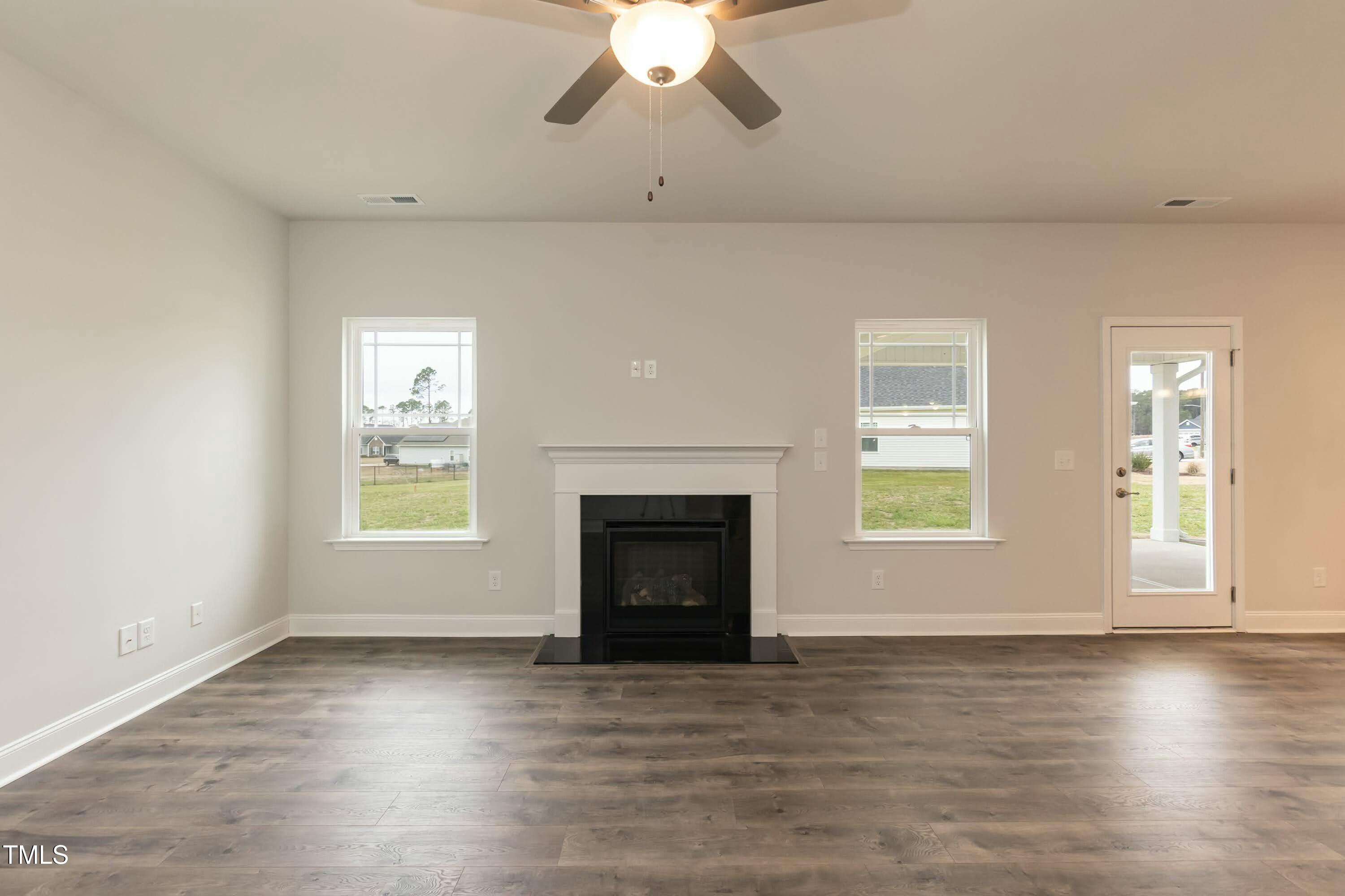 590 Glenkirk Place Property Photo 18