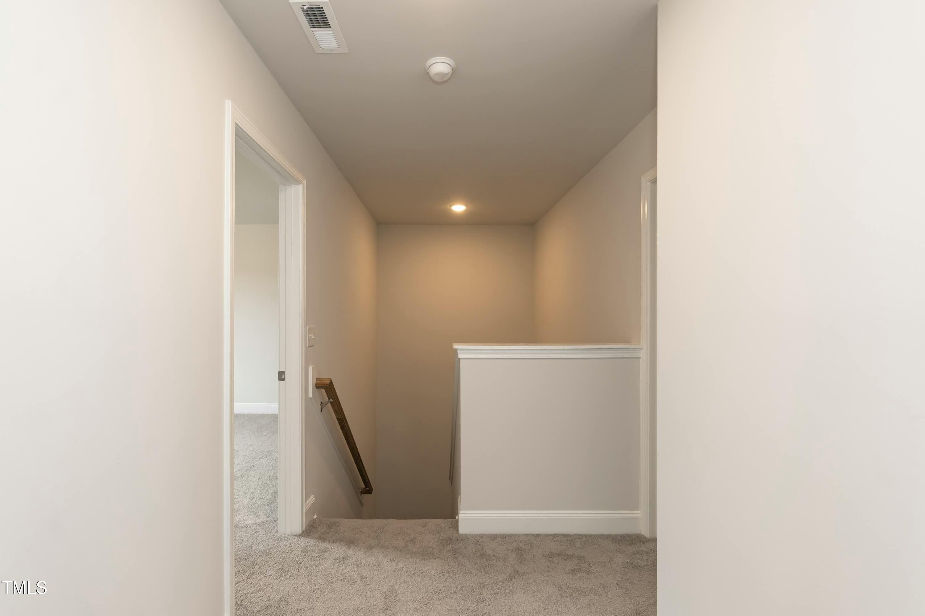590 Glenkirk Place Property Photo 21