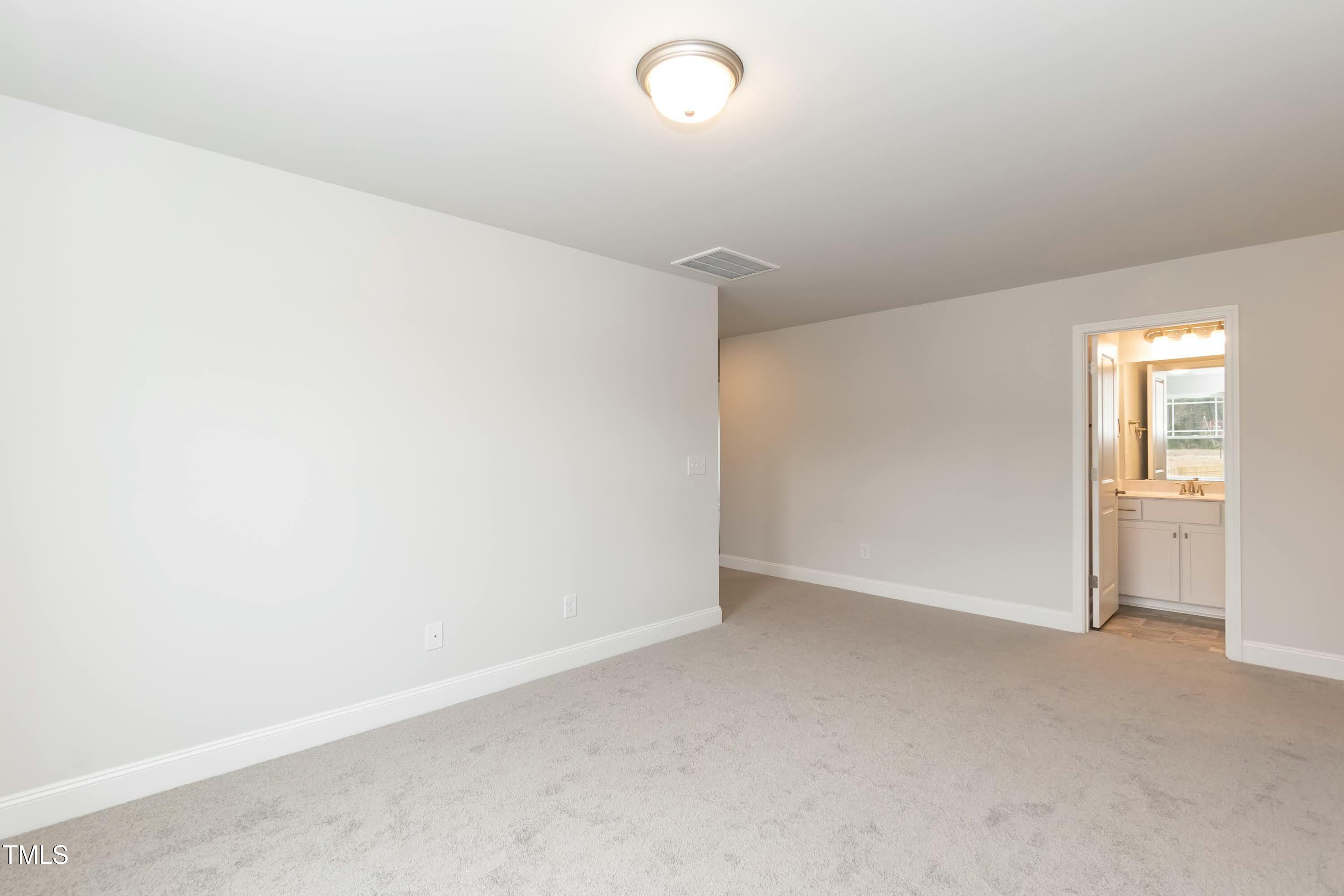 590 Glenkirk Place Property Photo 22