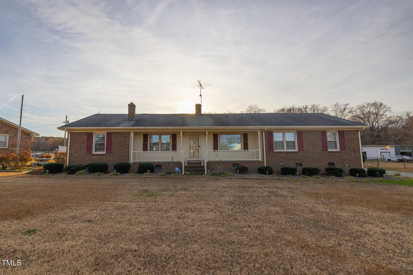 8571 Highway 58 N Property Photo