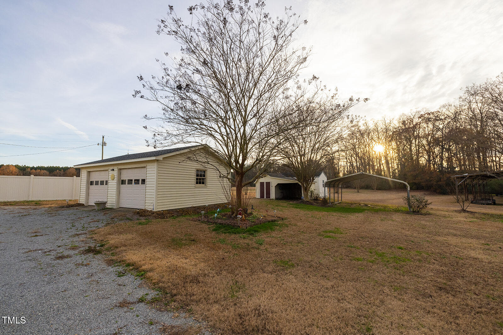 8571 Highway 58 N Property Photo 4