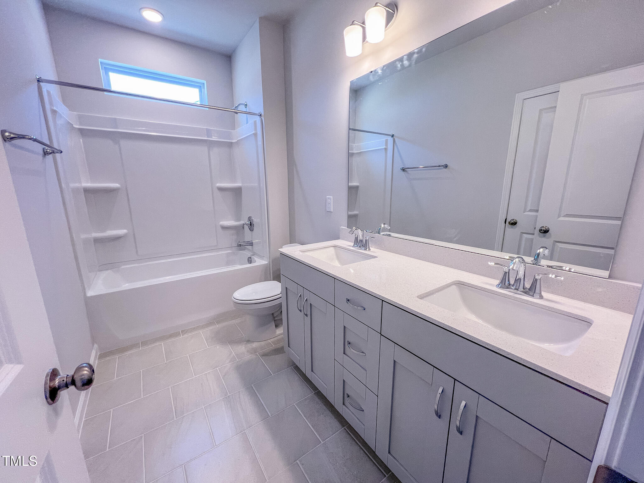 403 Duncan Creek Road # 131 Property Photo 8