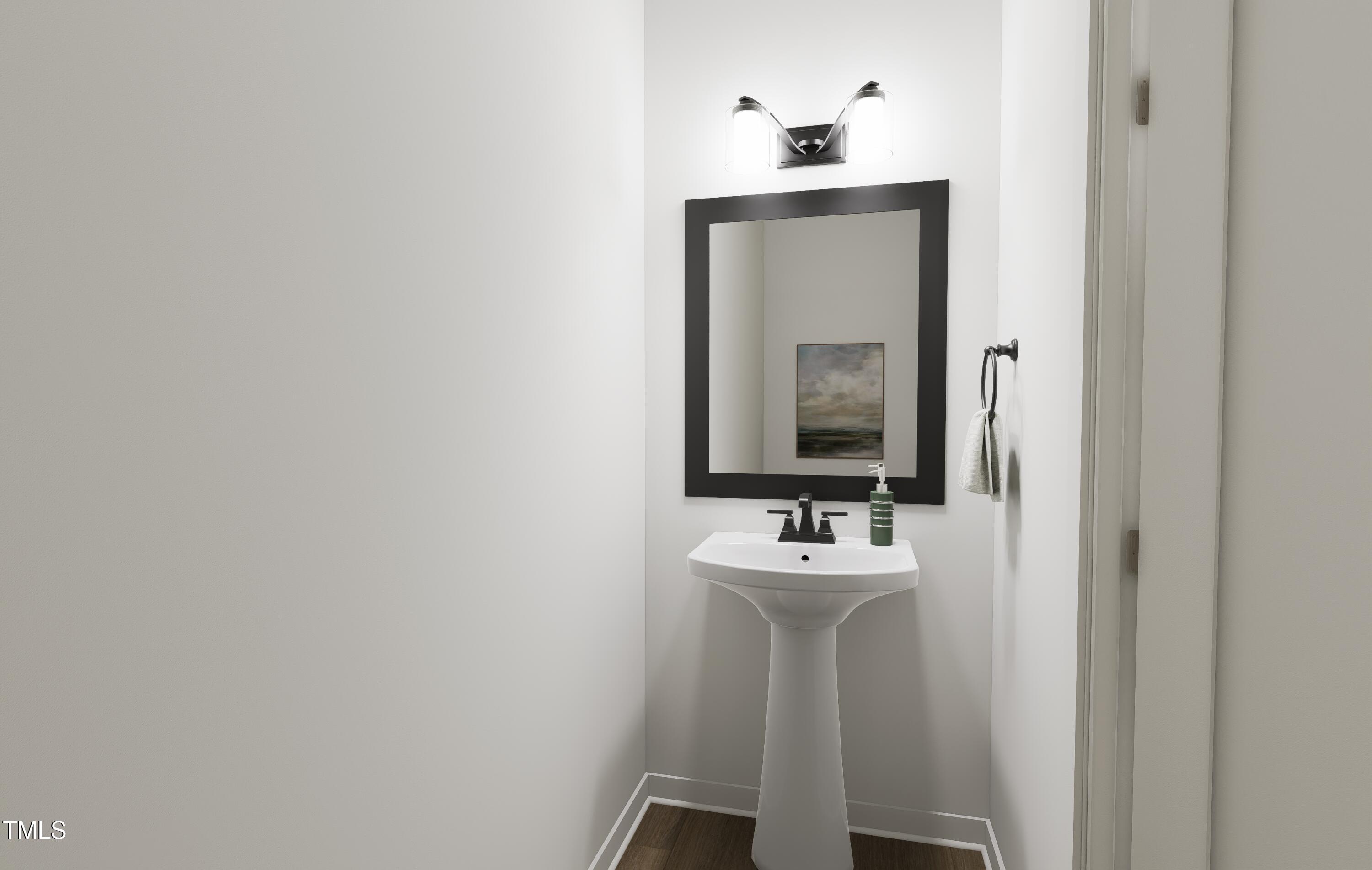 702 Portia Way Property Photo 8