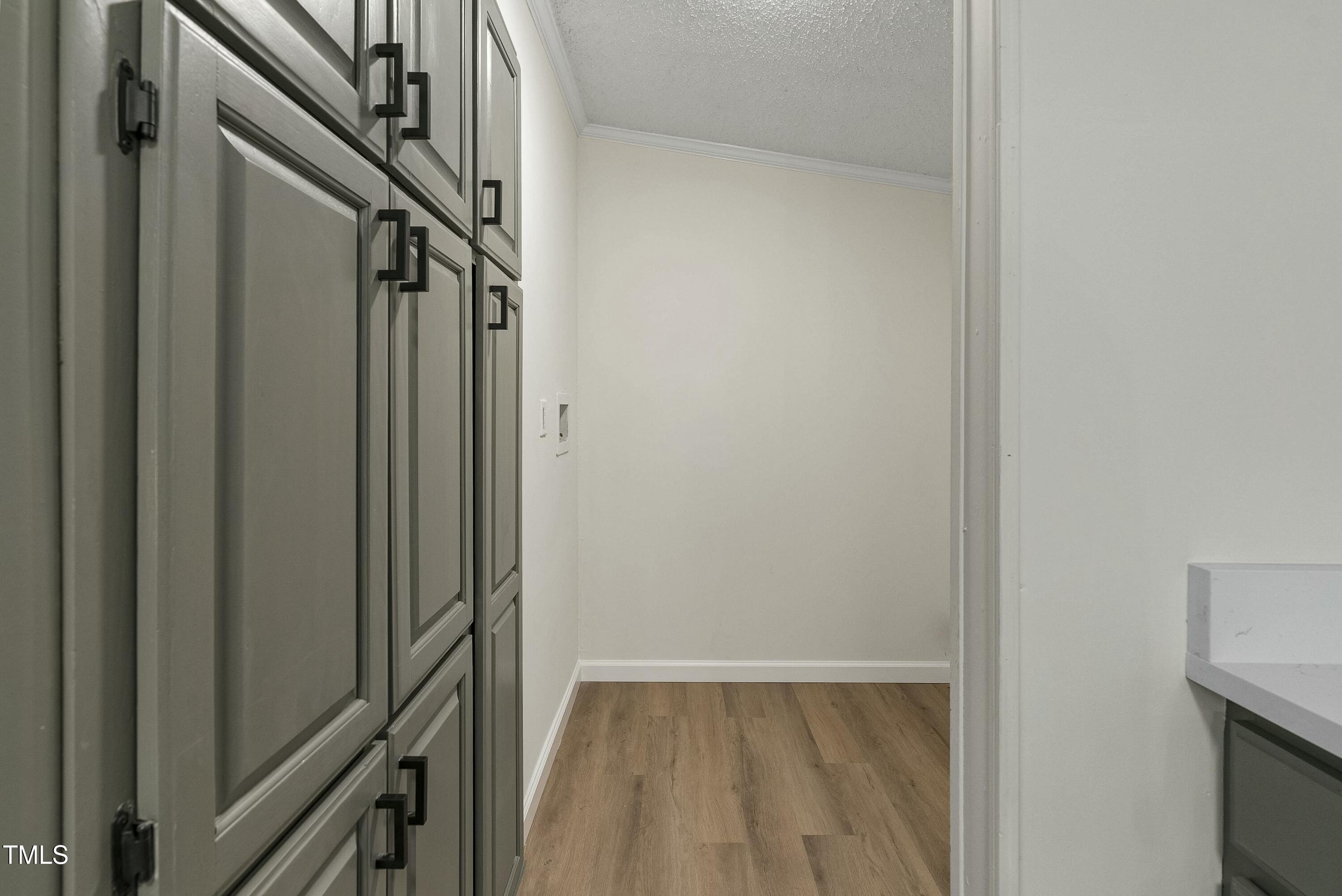 506 Pinewood Road Property Photo 11