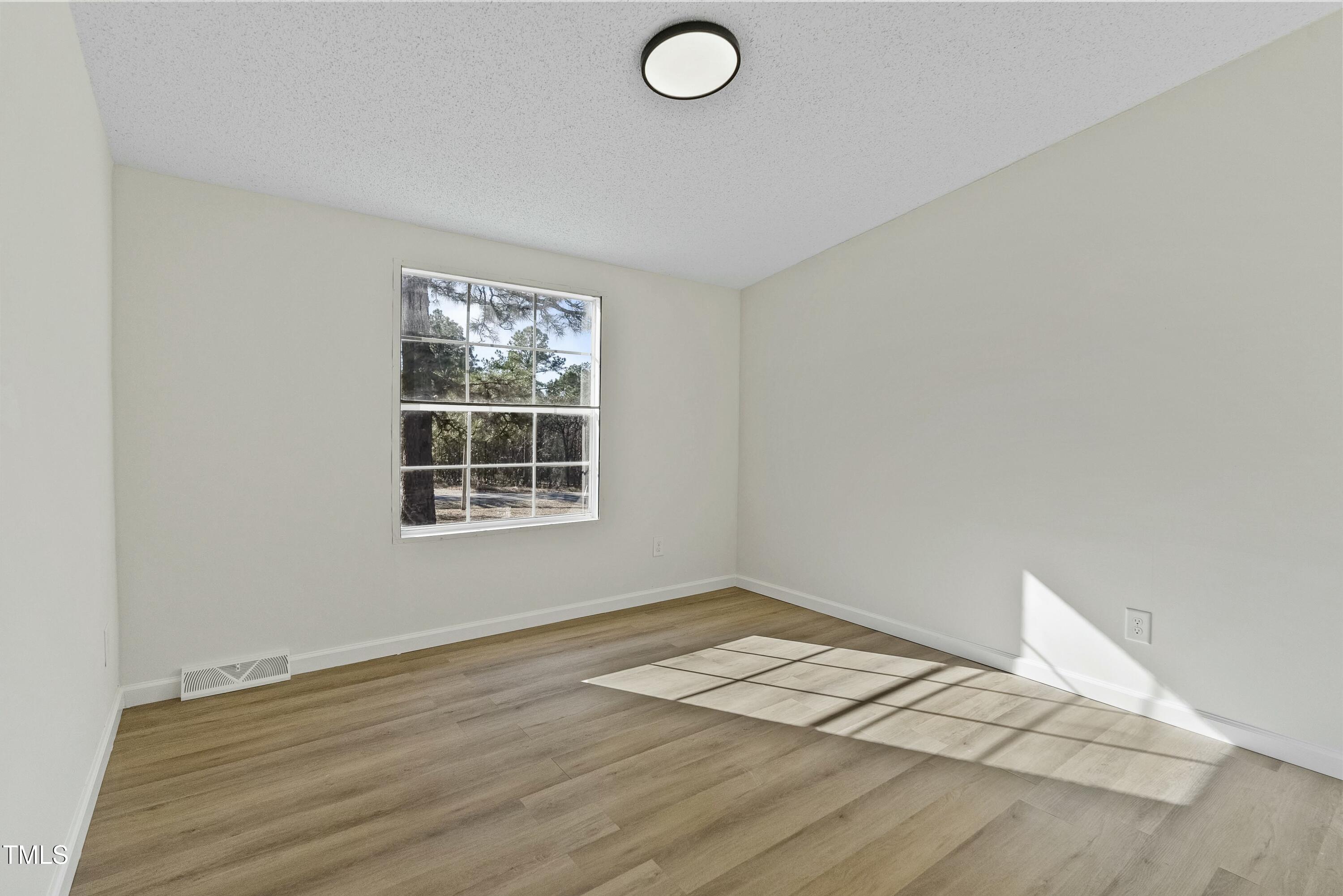 506 Pinewood Road Property Photo 21