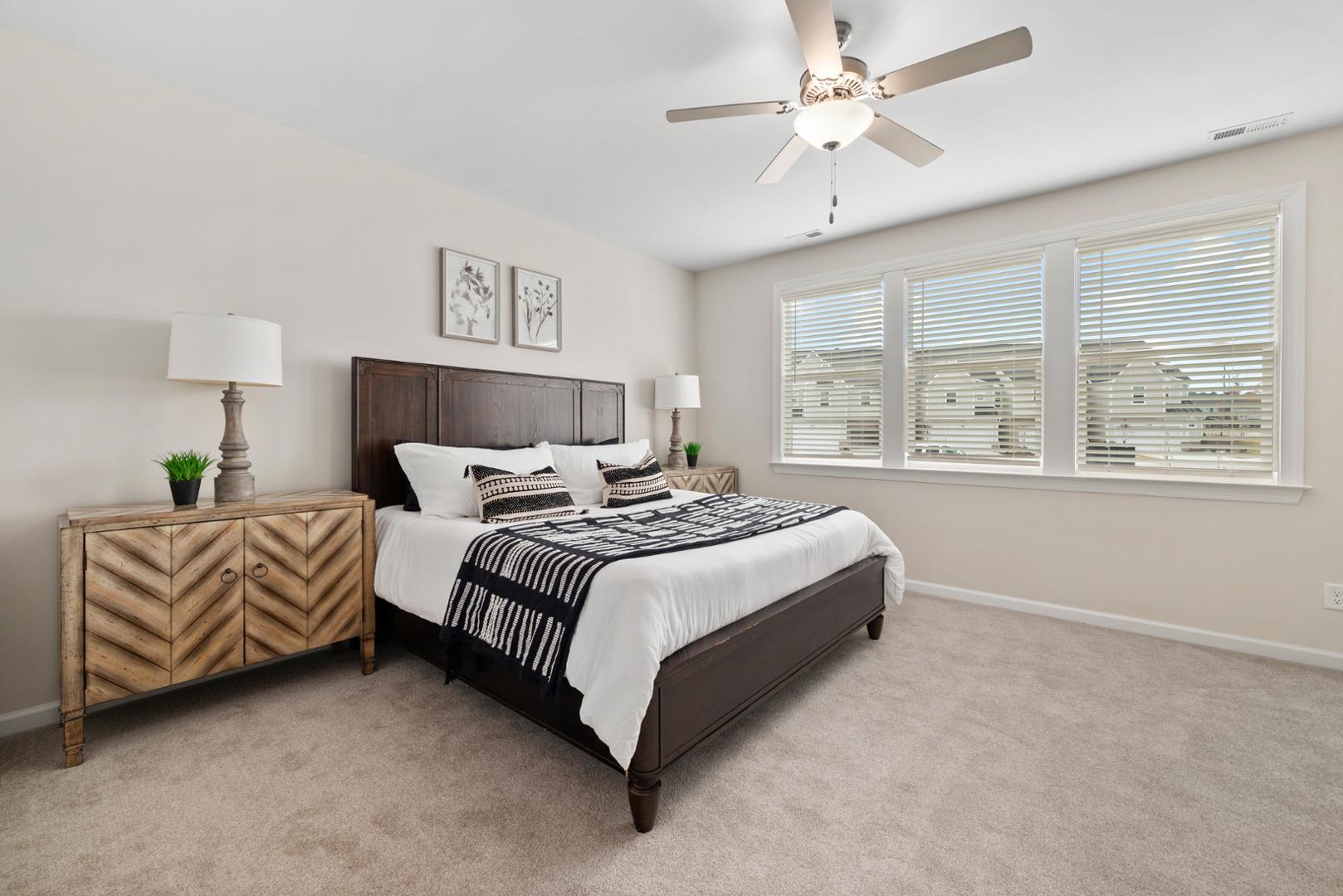 7650 Acc Boulevard Property Photo 8