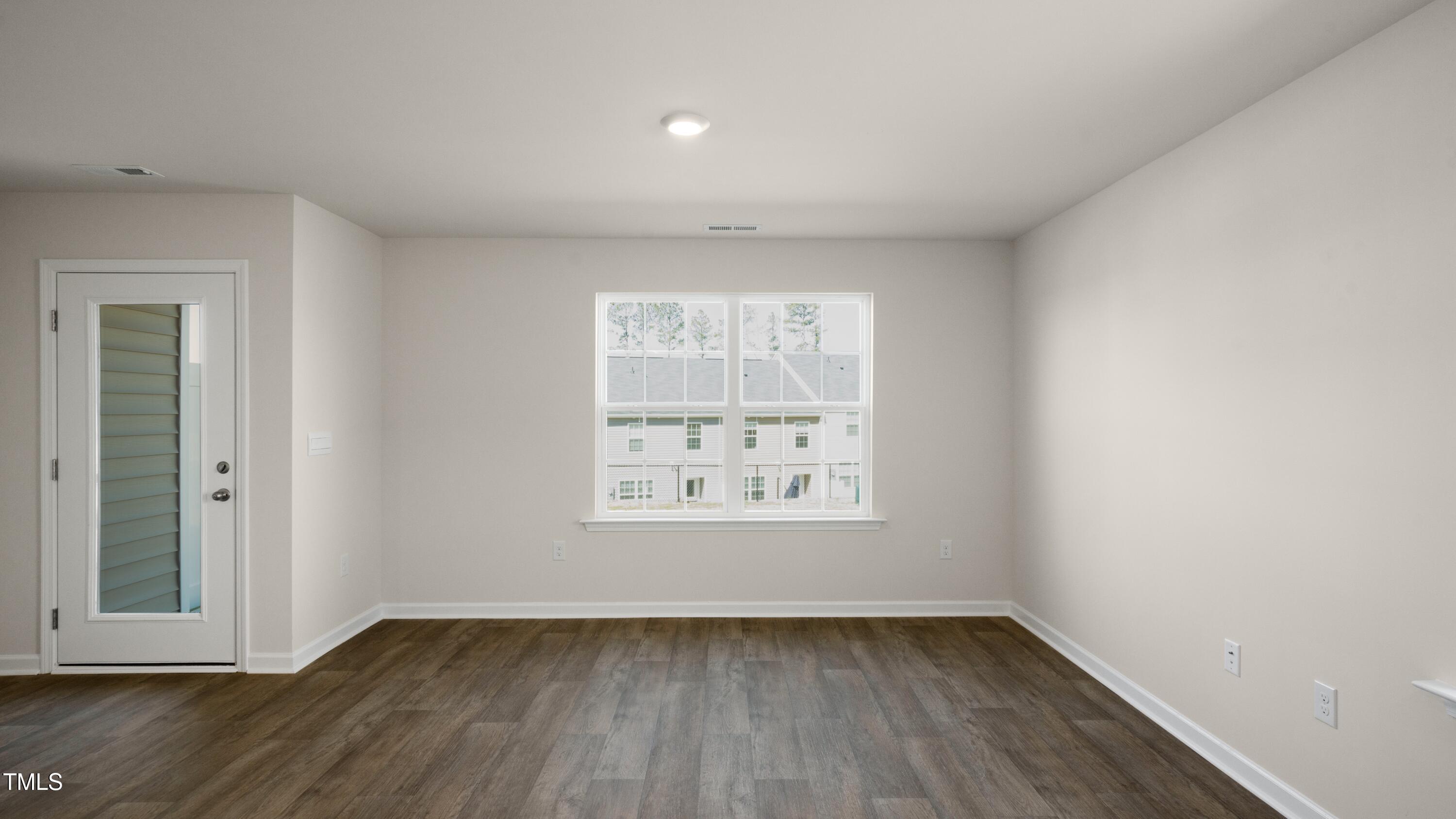 511 Fife Ct. Property Photo 6