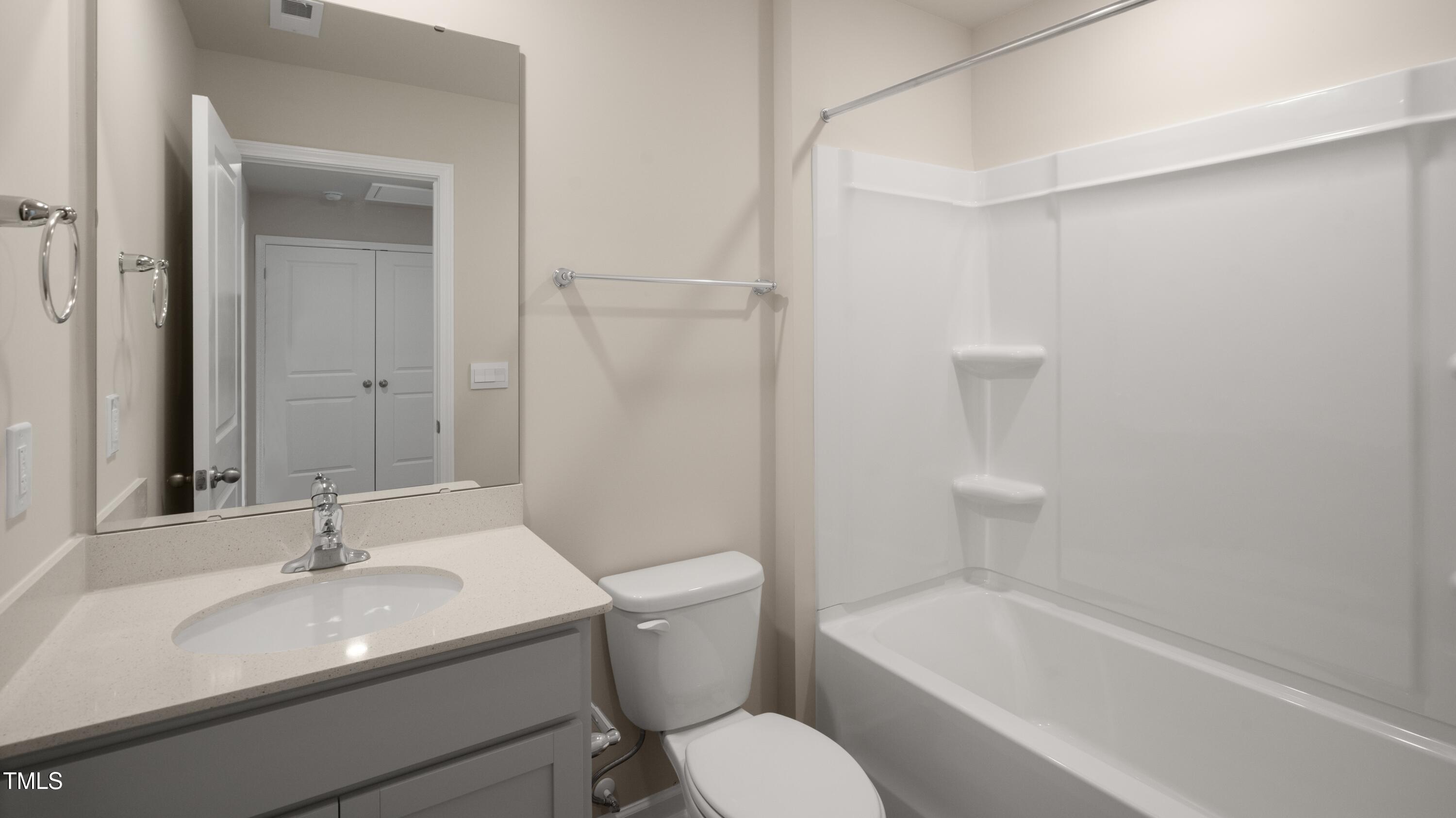 511 Fife Ct. Property Photo 10