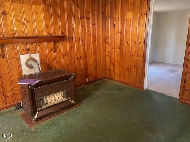 812 E Divine Street Property Photo 3