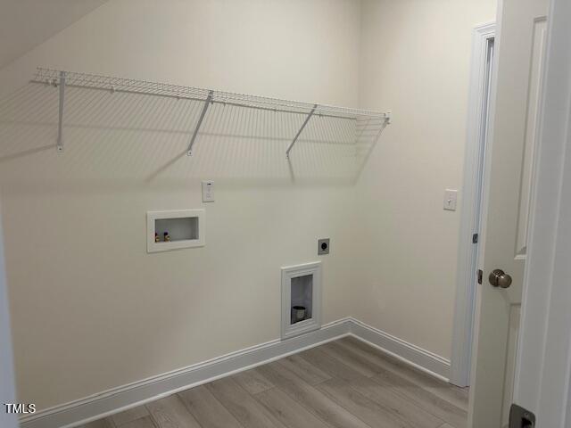 261 Kissington Way Property Photo 32
