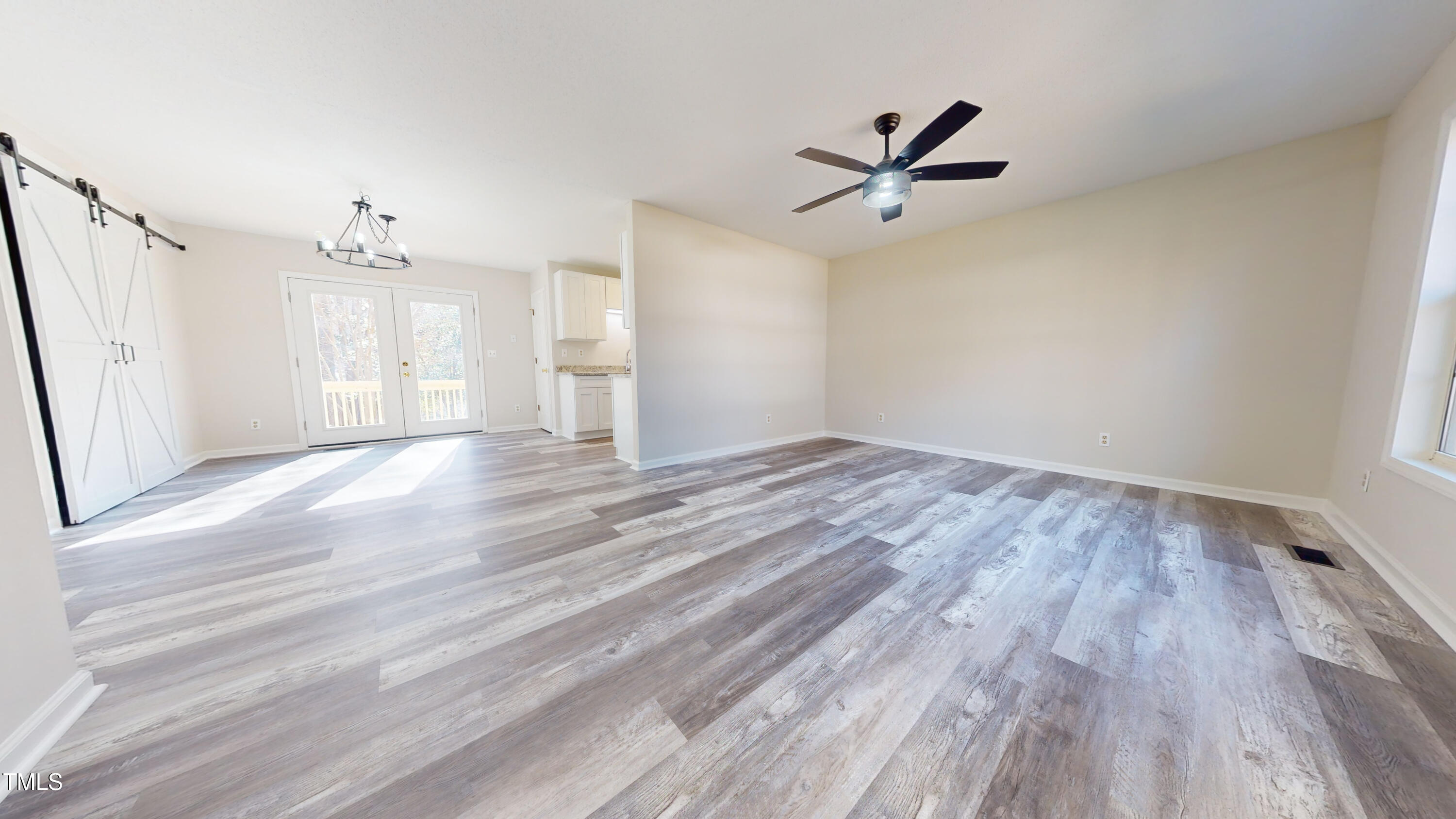 1313 First Pointe Property Photo 7