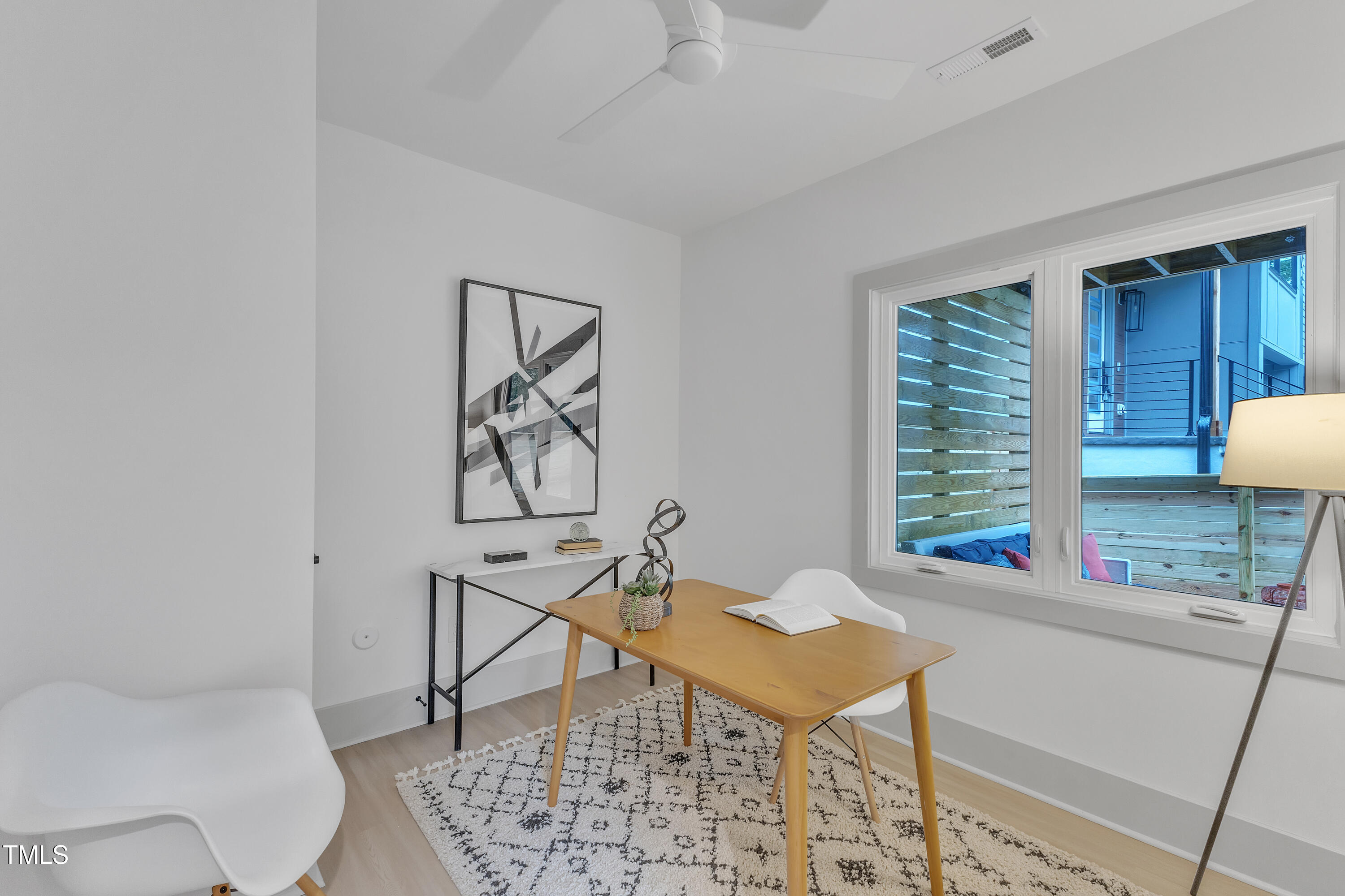 1000 Addison Place Unit 101 Property Photo 28
