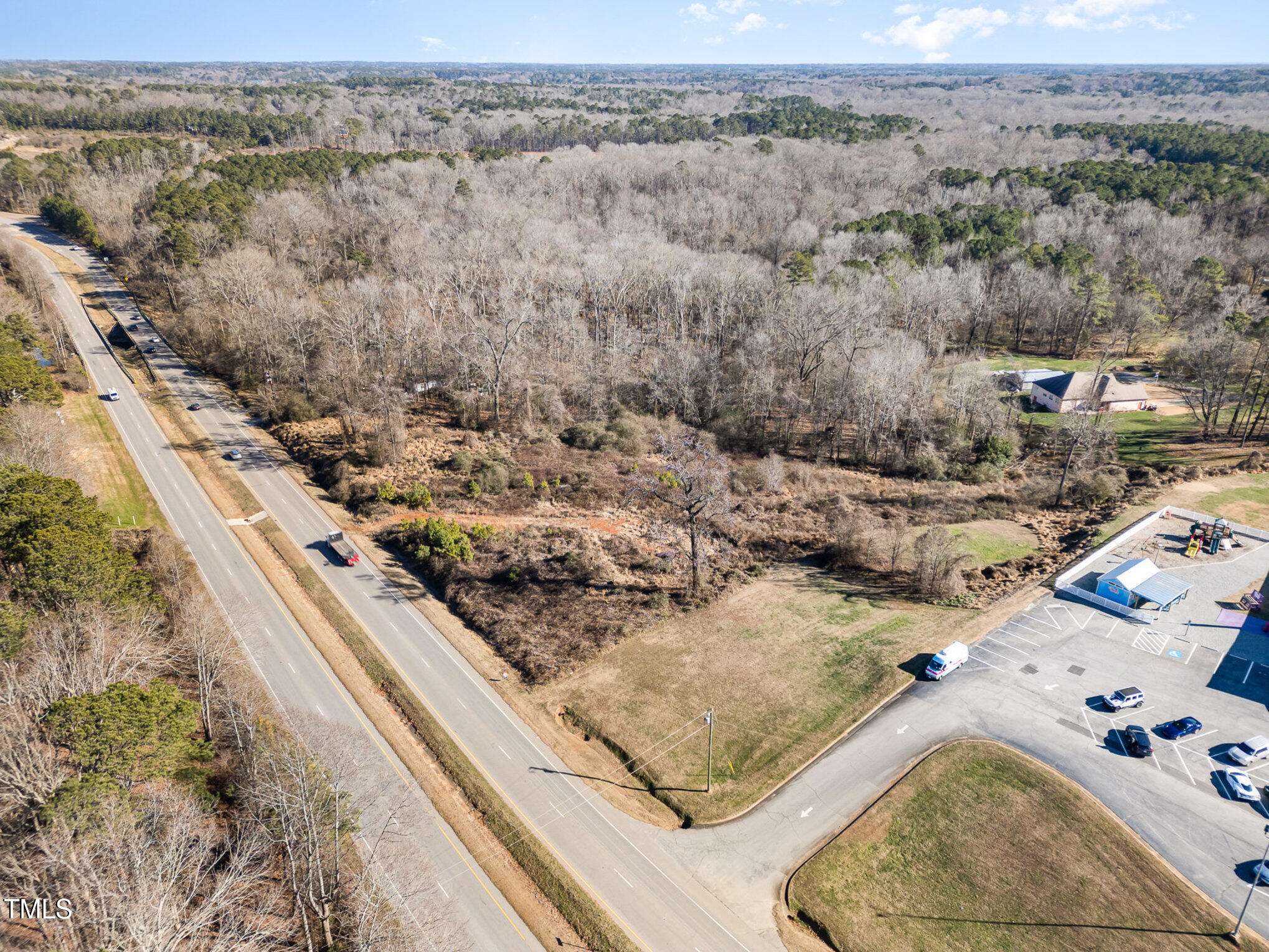 6621 Fayetteville Road Property Photo 4