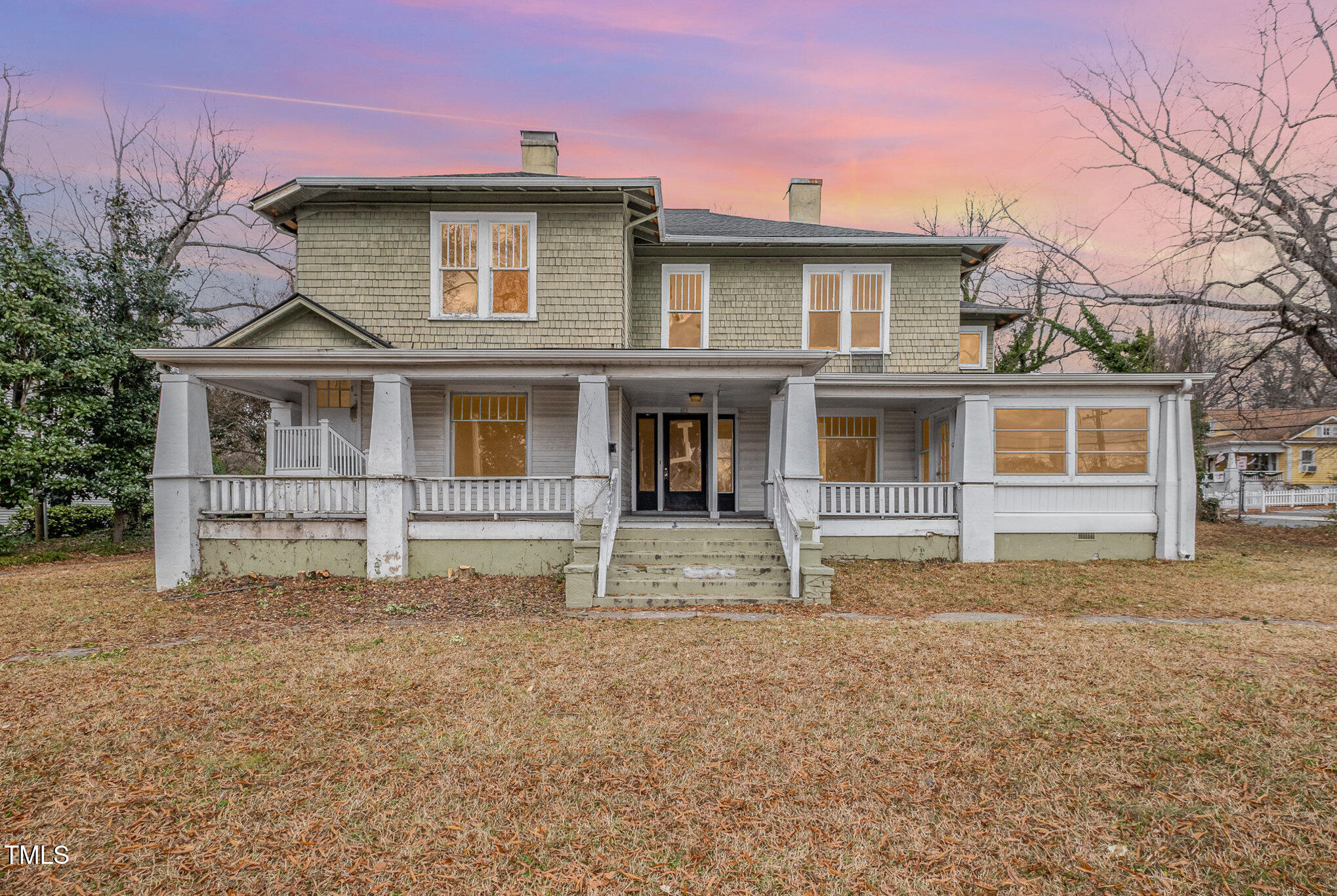 603 W Davis Street Property Photo