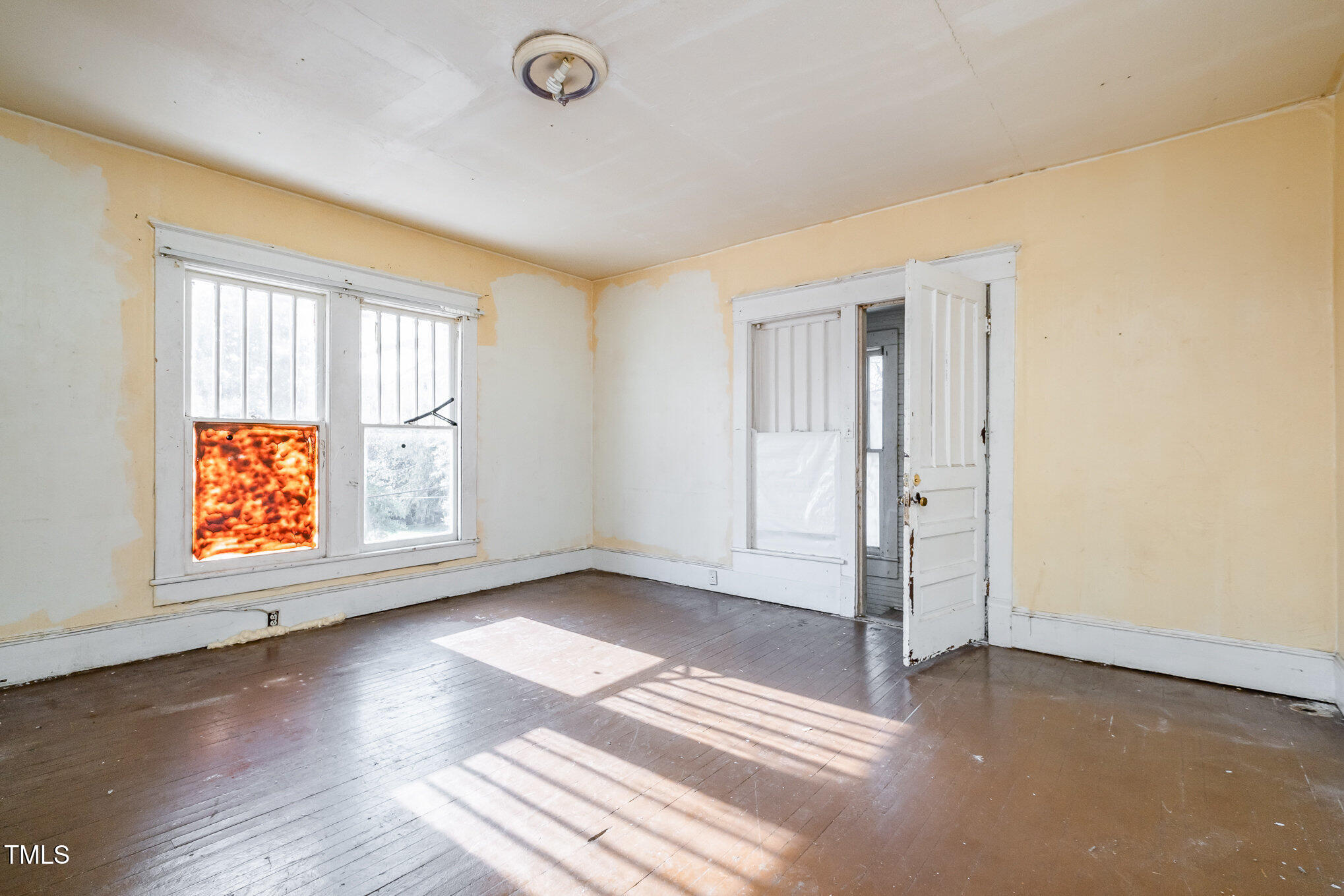 603 W Davis Street Property Photo 20