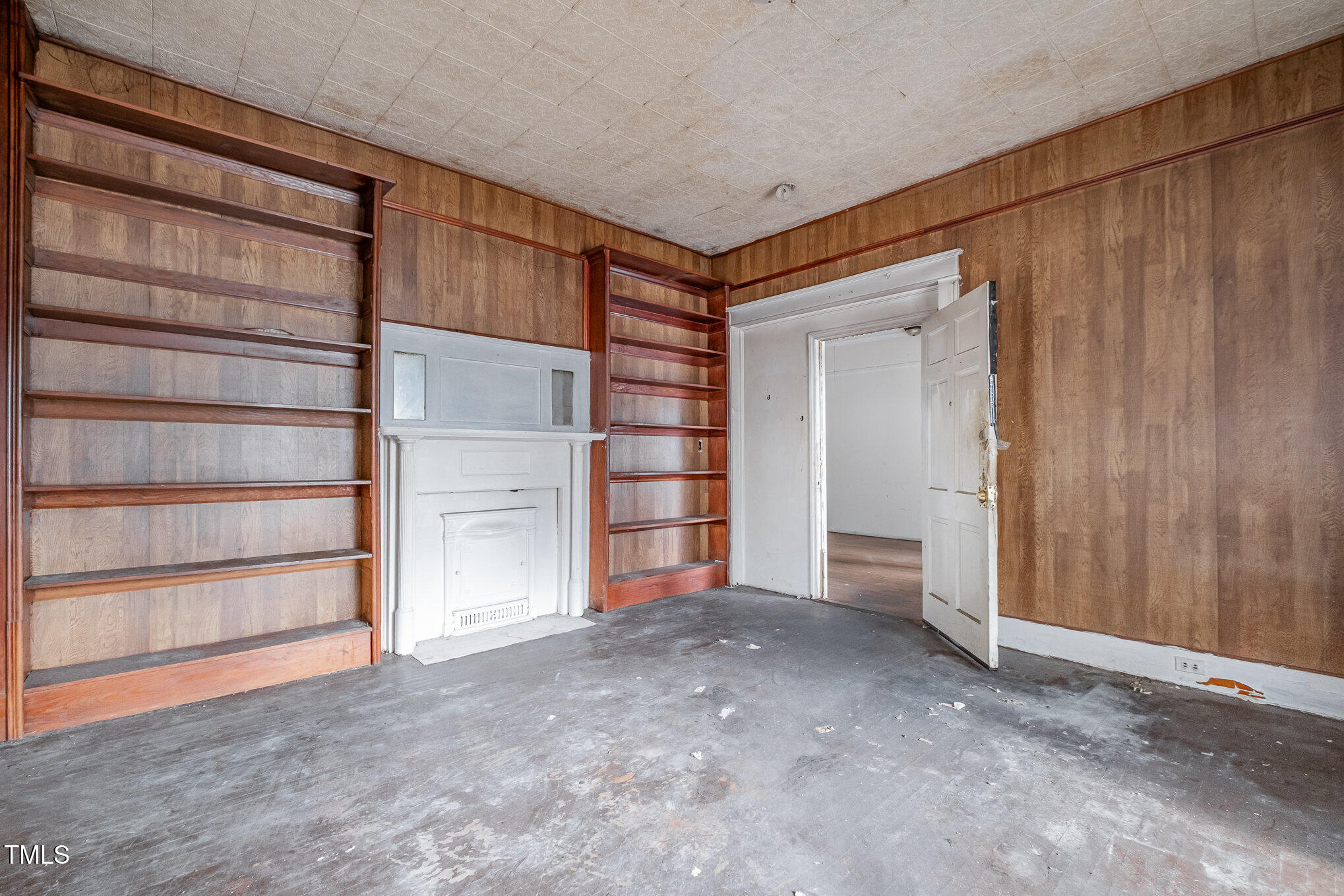603 W Davis Street Property Photo 35