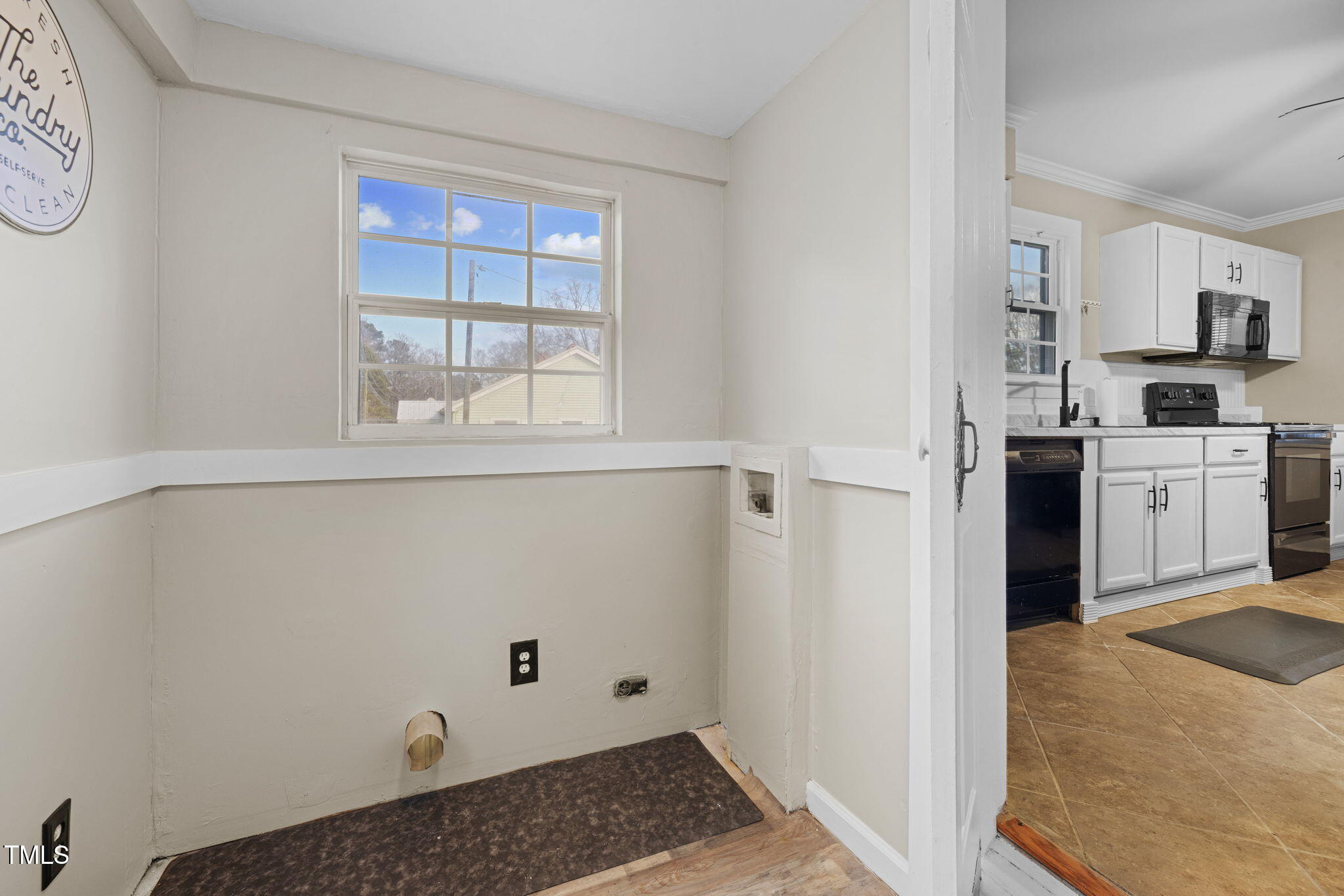 909 E F Street Property Photo 12
