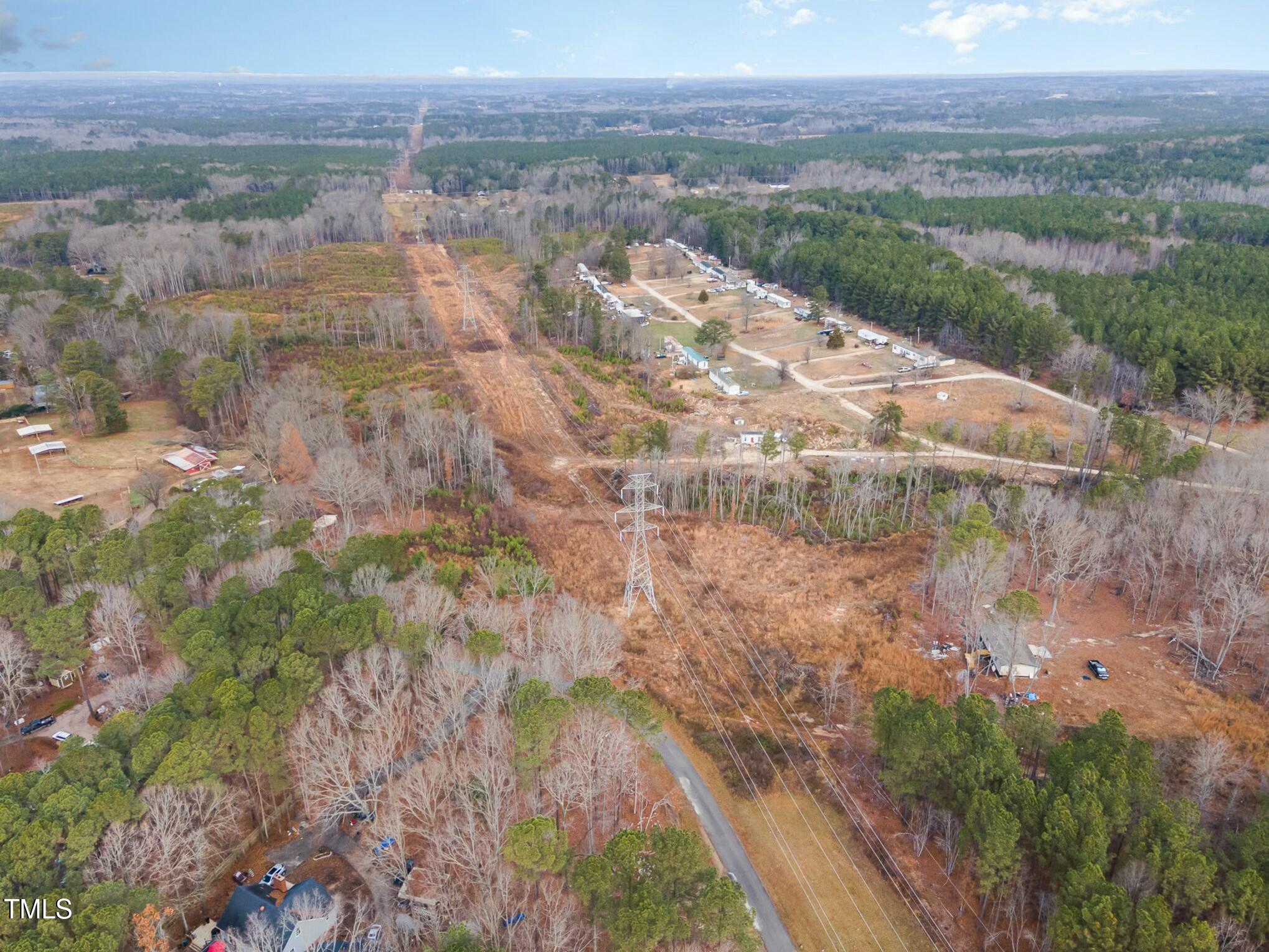 693 Northern Falls Road Property Photo 2