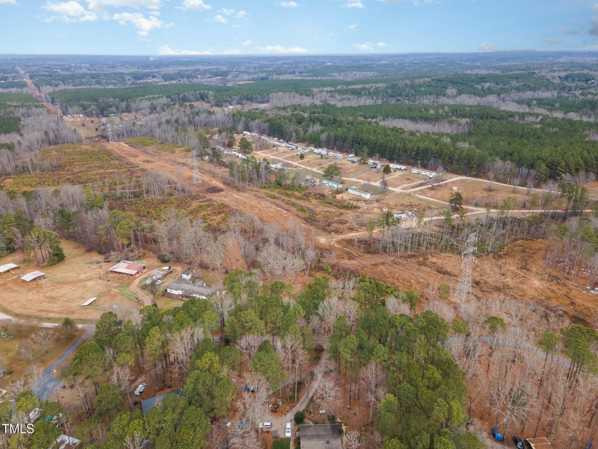 693 Northern Falls Road Property Photo 4