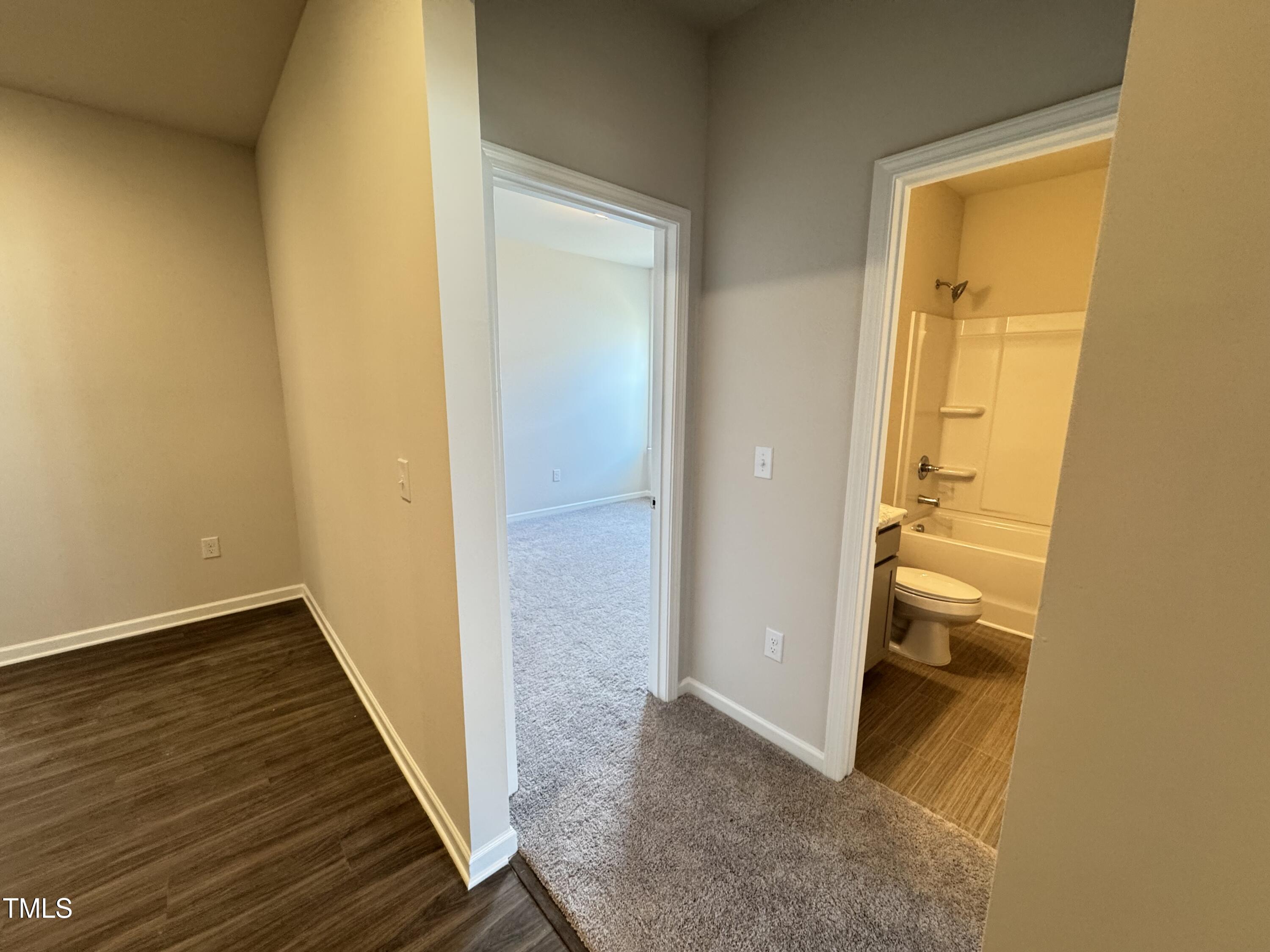 162 Vega Loop Property Photo 3