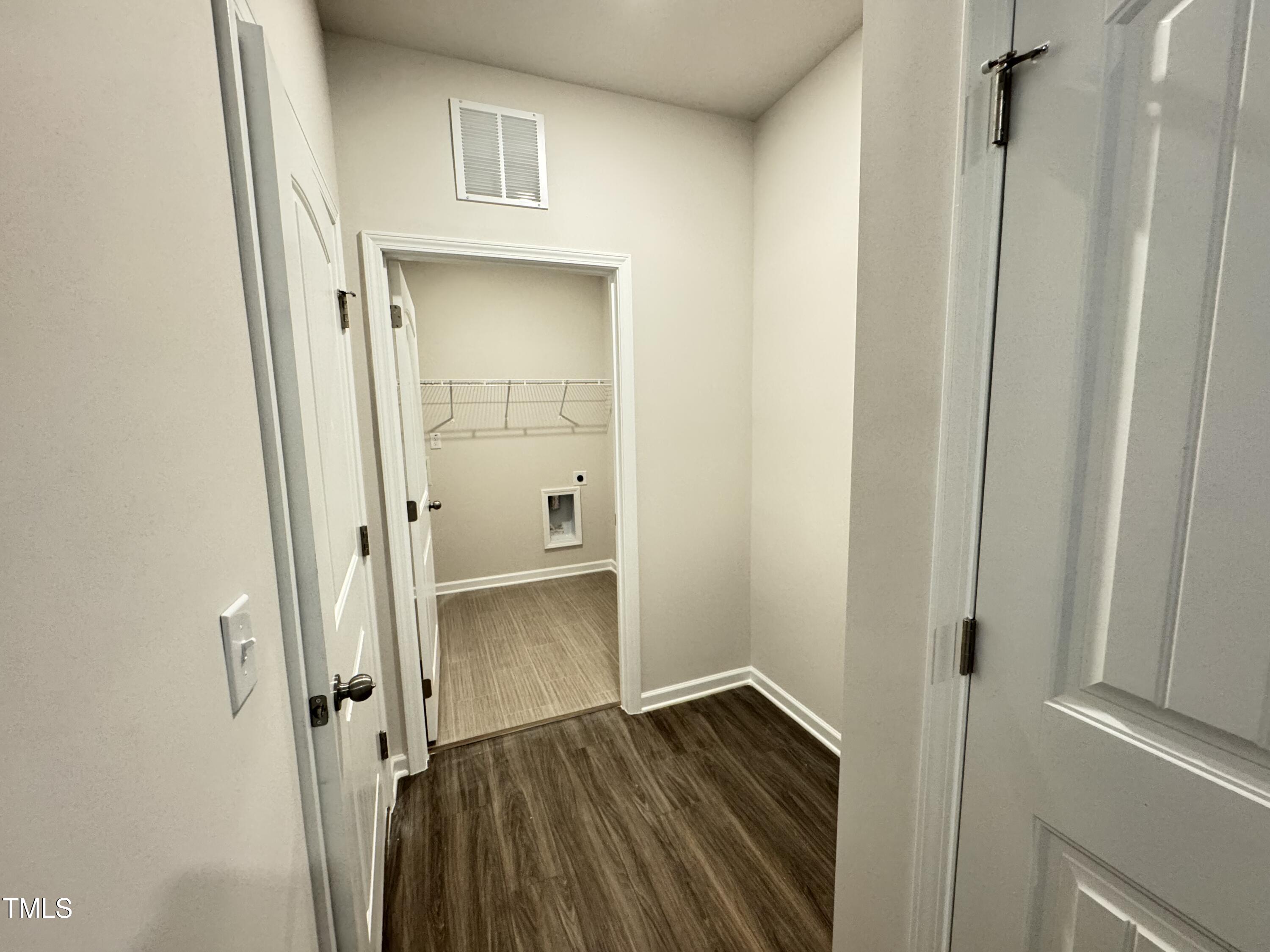 162 Vega Loop Property Photo 6