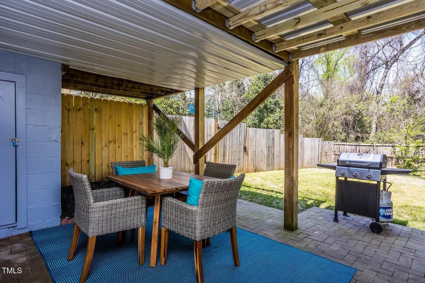 807 E Edenton Street Property Photo 66