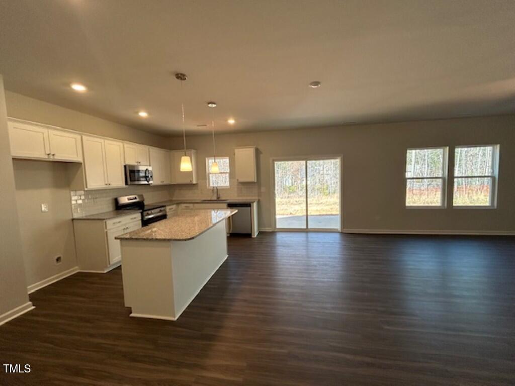 75 Calabria Court Property Photo 8