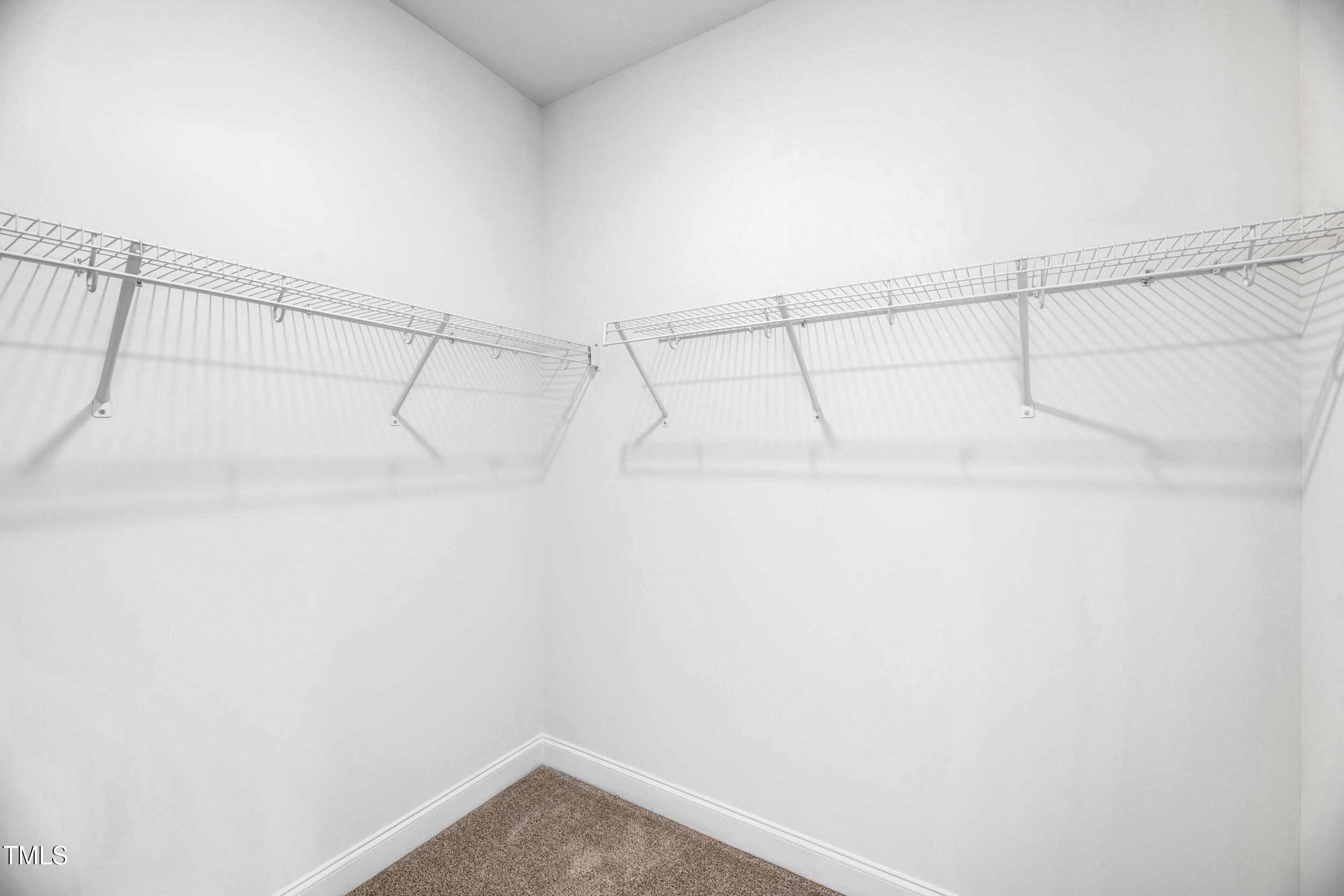 467 Ravensworth Drive Property Photo 19
