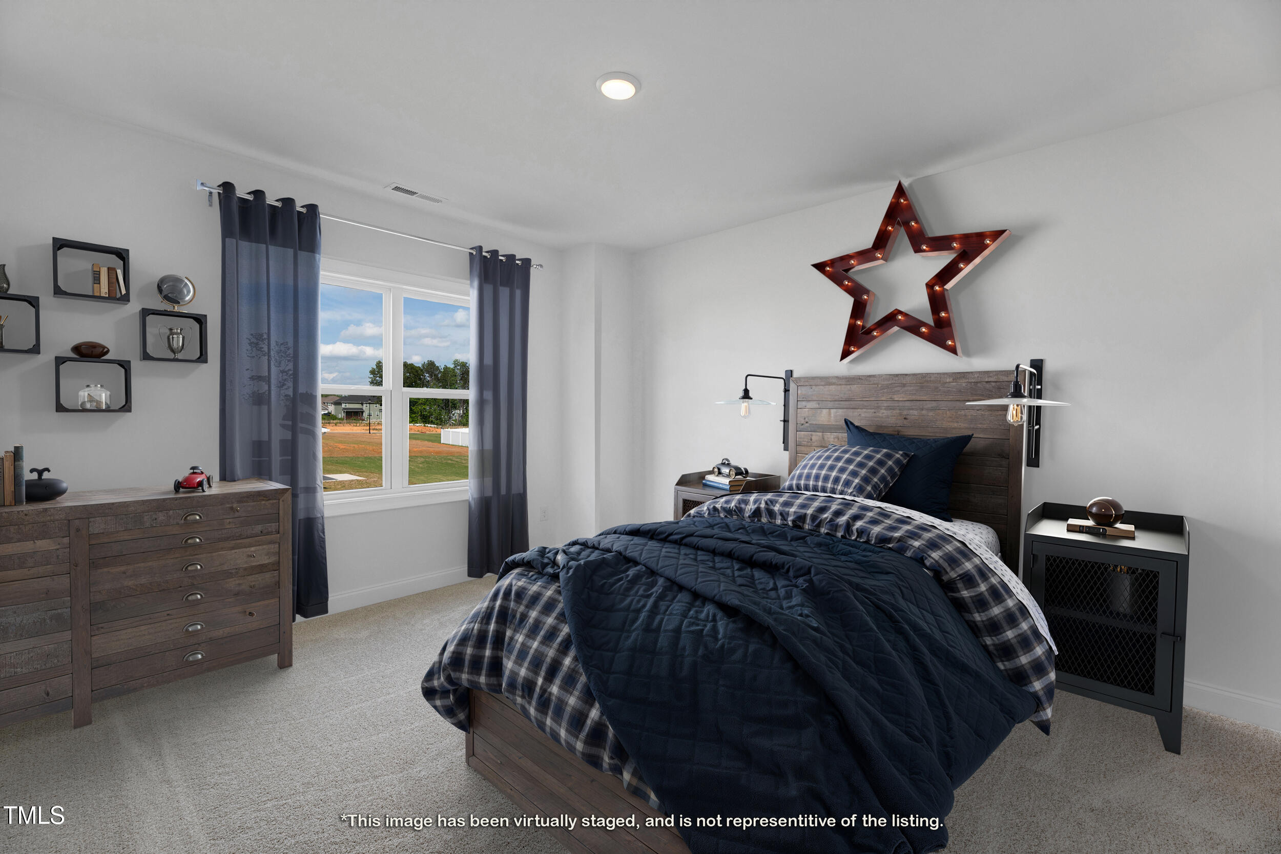 467 Ravensworth Drive Property Photo 24