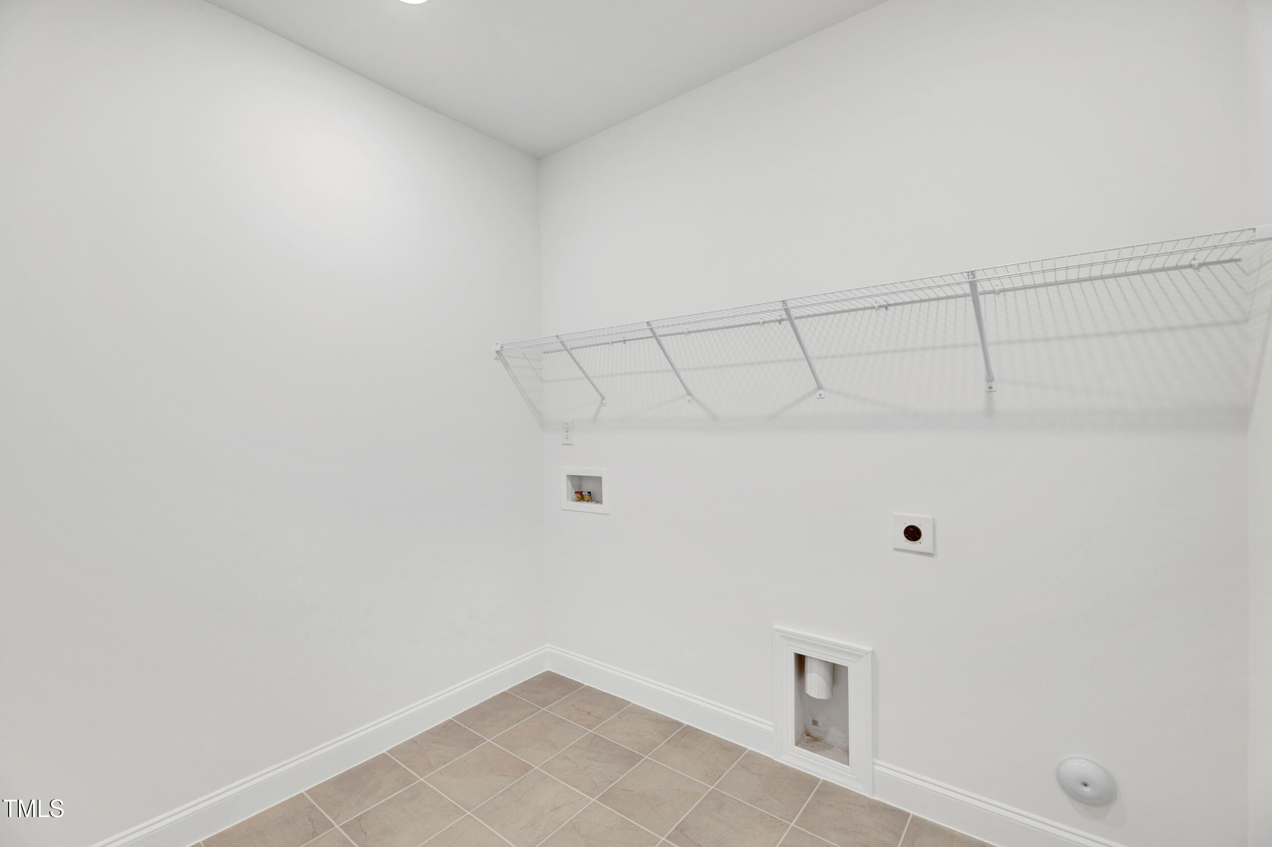 467 Ravensworth Drive Property Photo 31