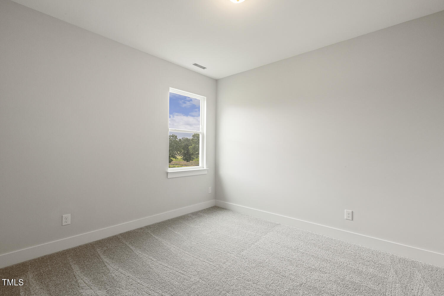 292 Weddington Way Property Photo 10