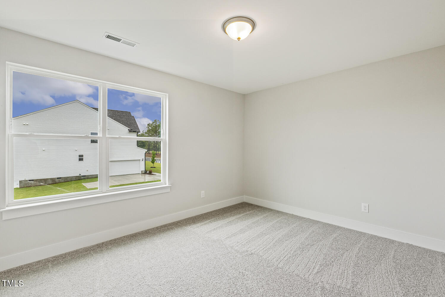 292 Weddington Way Property Photo 28