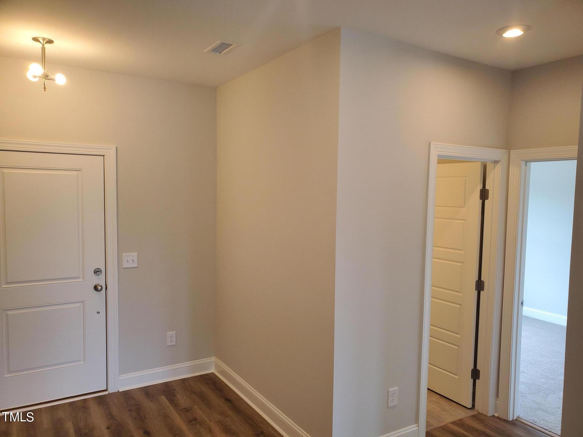 308 Whispering Way Property Photo 12
