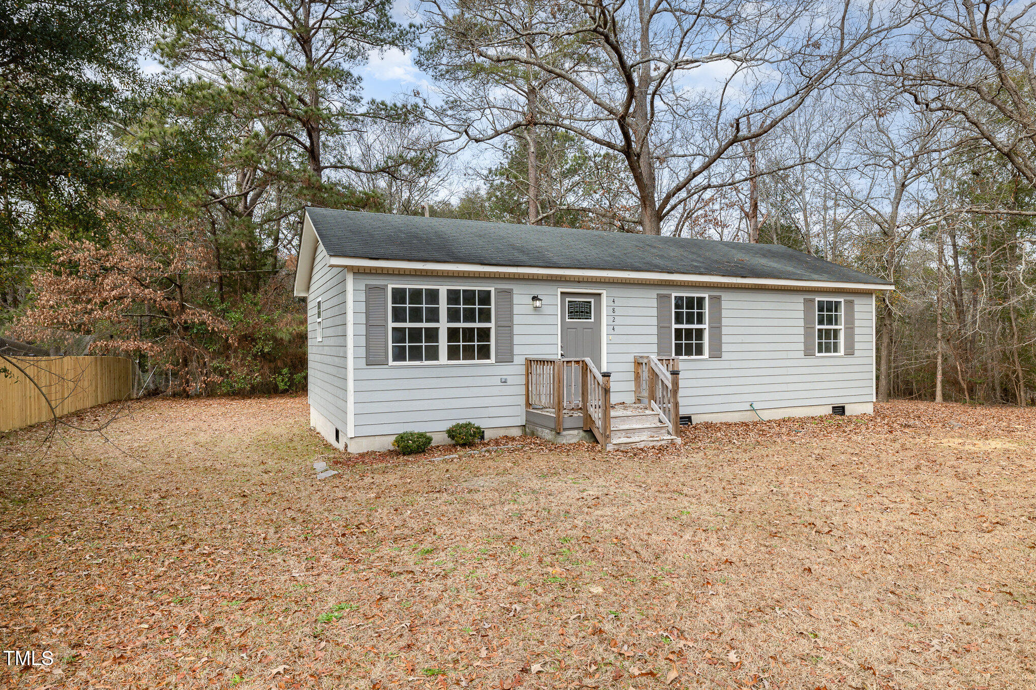 4824 Gray's Creek Church Road Property Photo 2