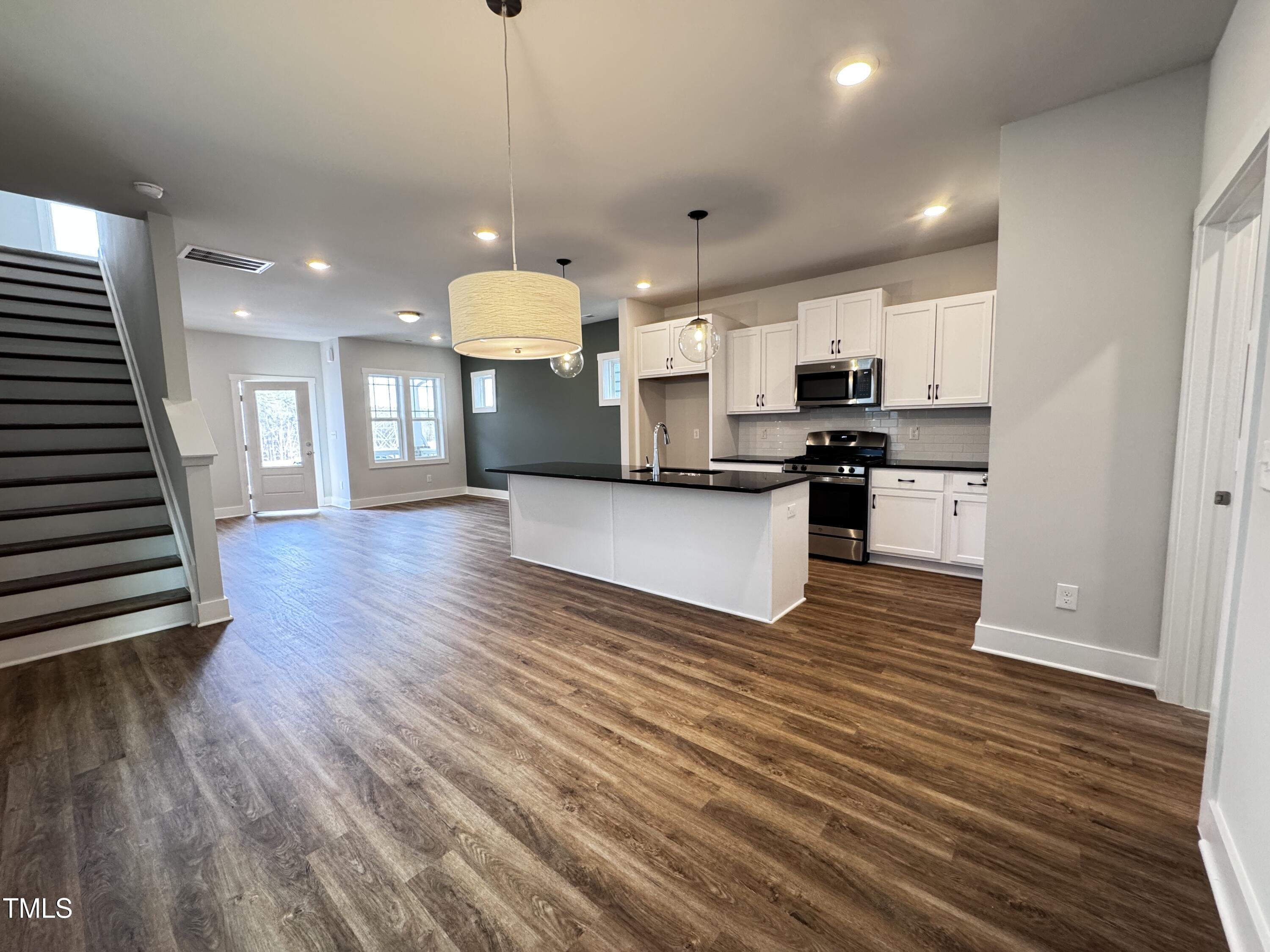 144 Weavers Grove Drive Property Photo 12
