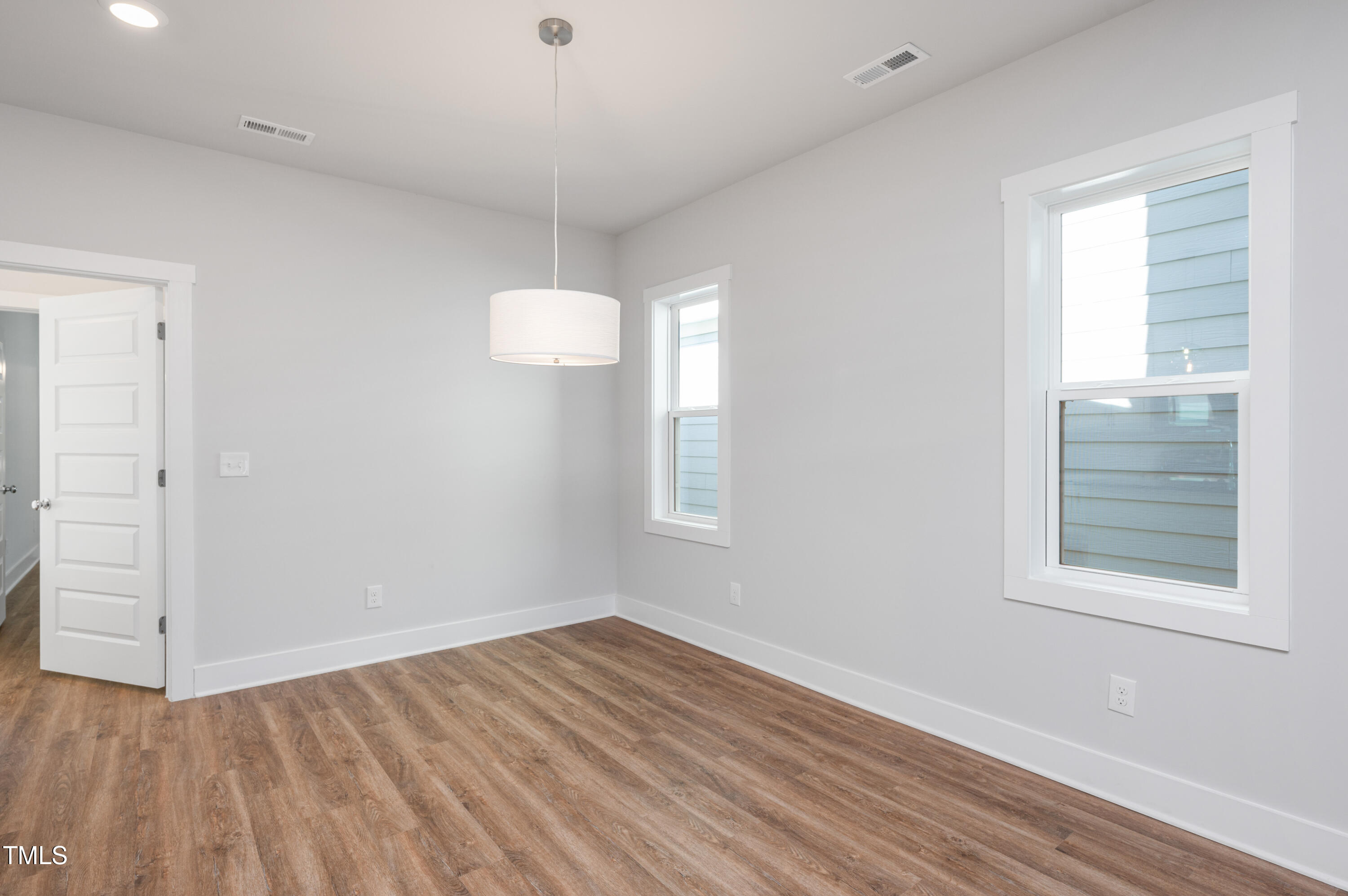 144 Weavers Grove Drive Property Photo 13
