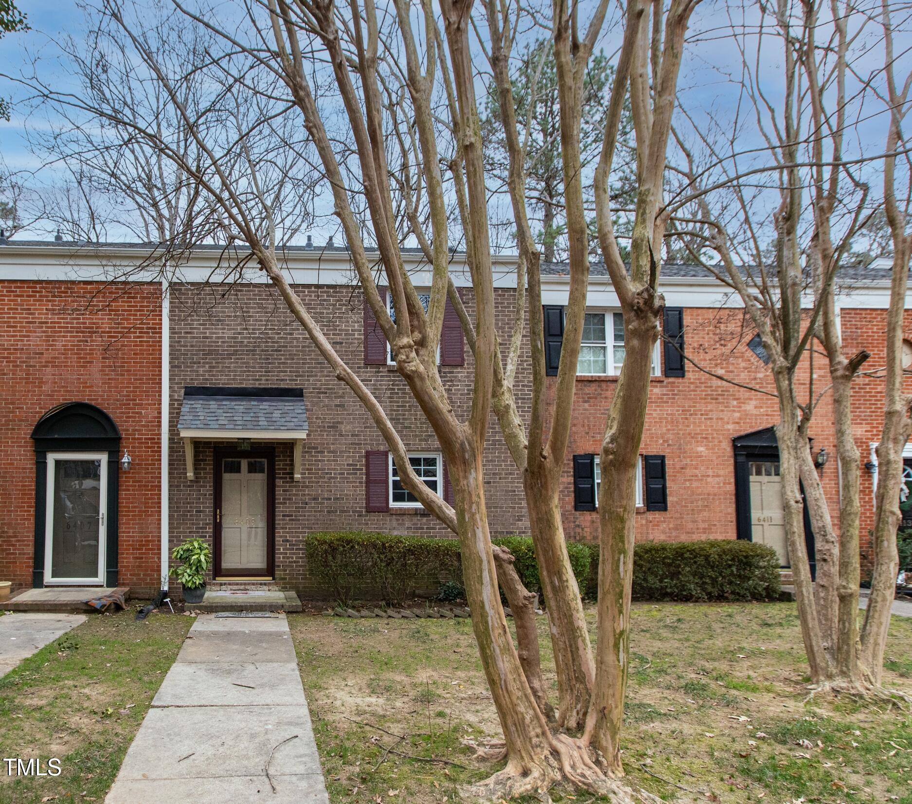 6409 New Market Way Property Photo 1