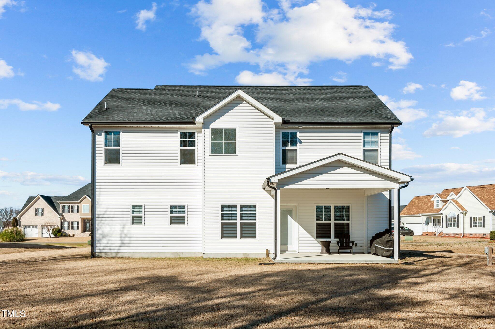 110 Davelin Place Property Photo 4